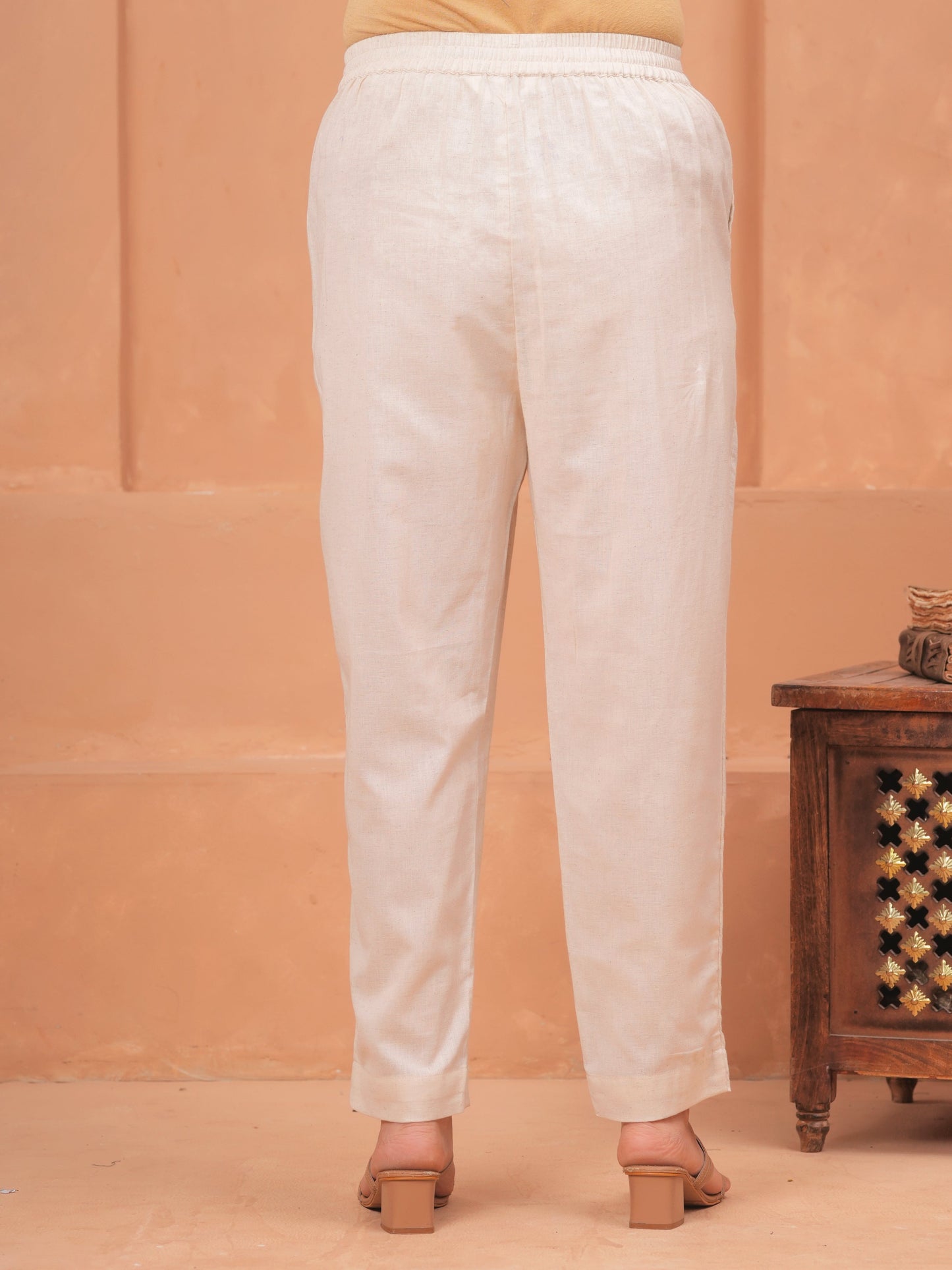 Embroidered Cotton Dobby Solid Straight Green Kurta