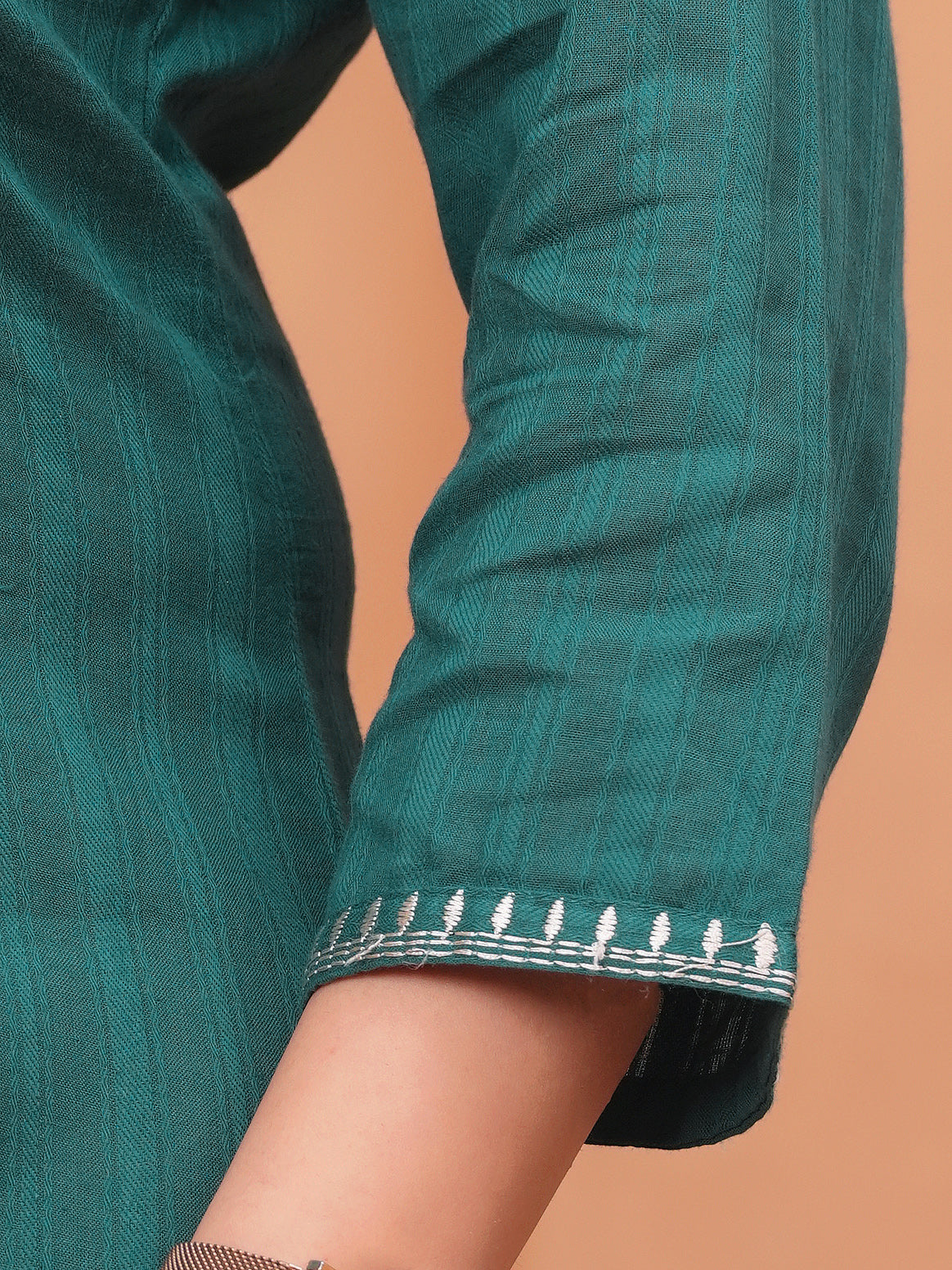 Embroidered Cotton Dobby Solid Straight Green Kurta