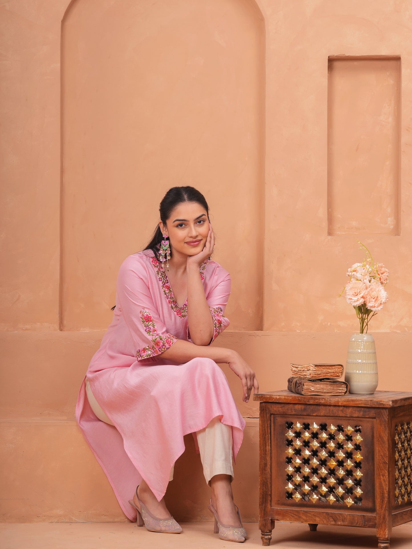 Embroidered Blended Silk Solid Straight Pink Kurta
