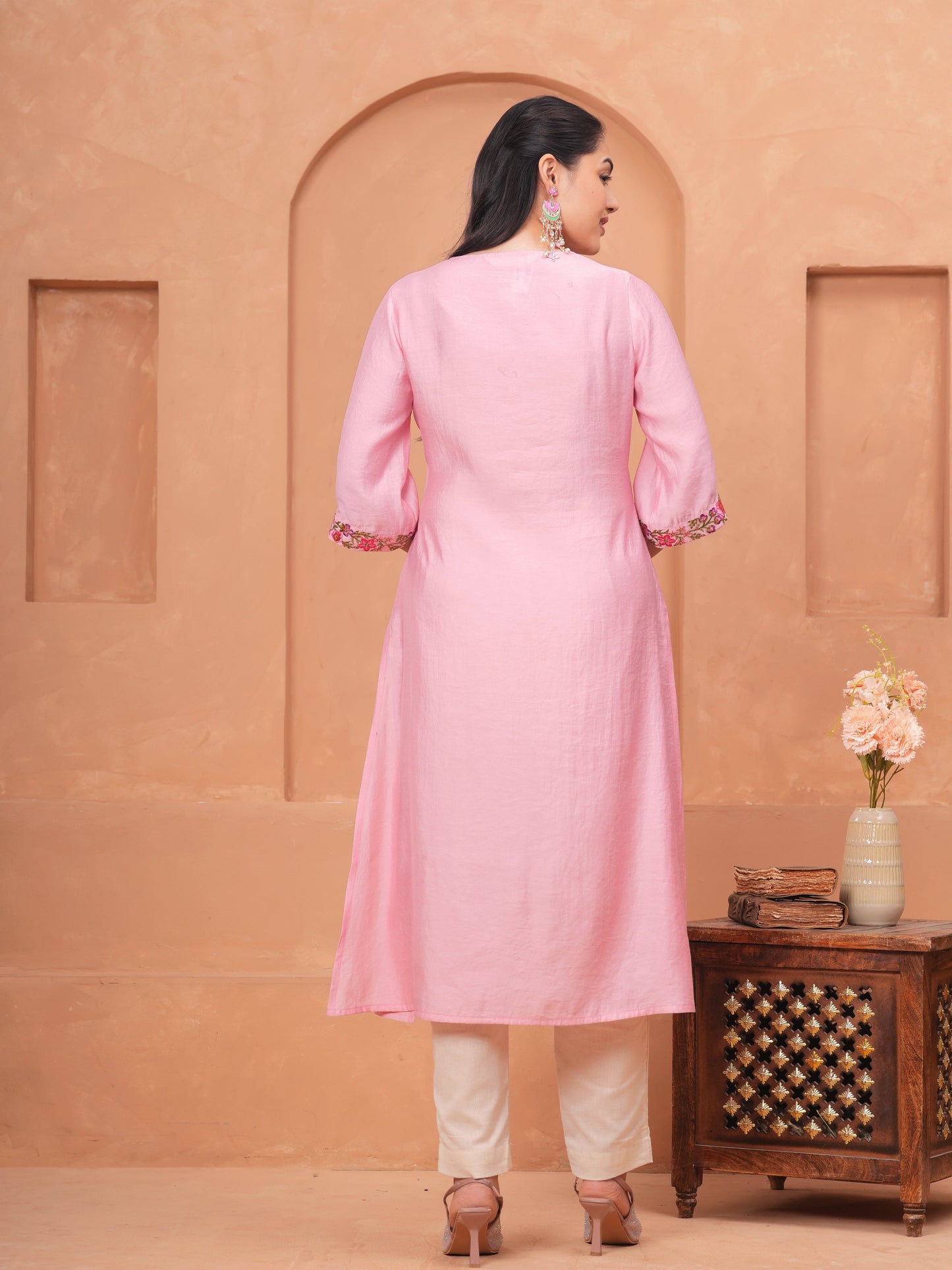 Embroidered Blended Silk Solid Straight Pink Kurta