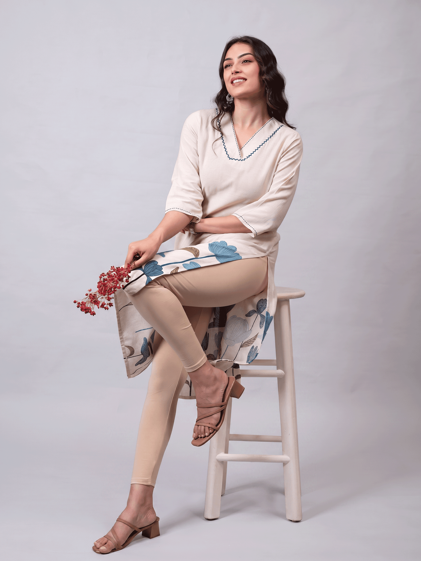 Knit Solid Beige Leggings