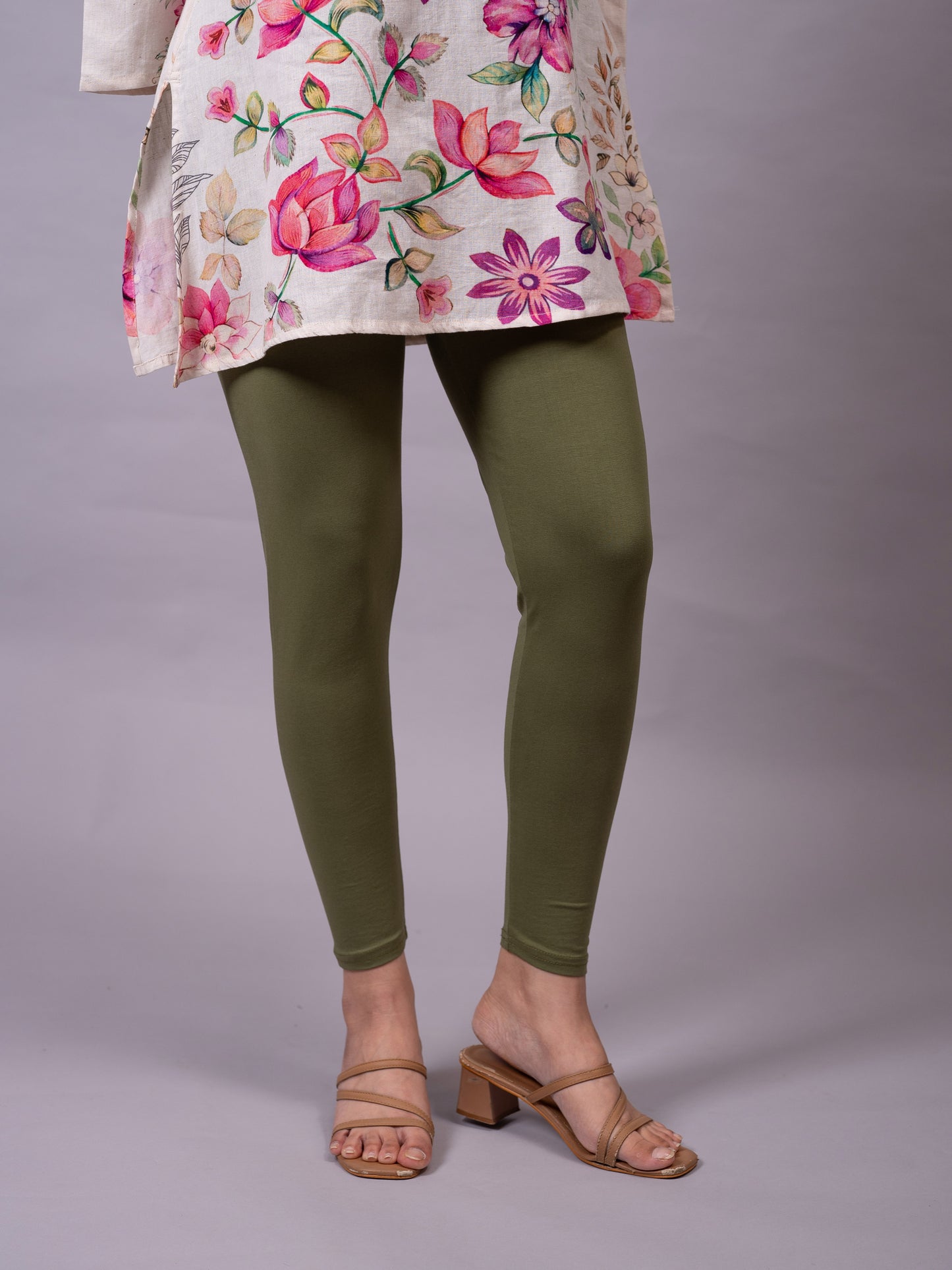 Knit Solid Olive Leggings