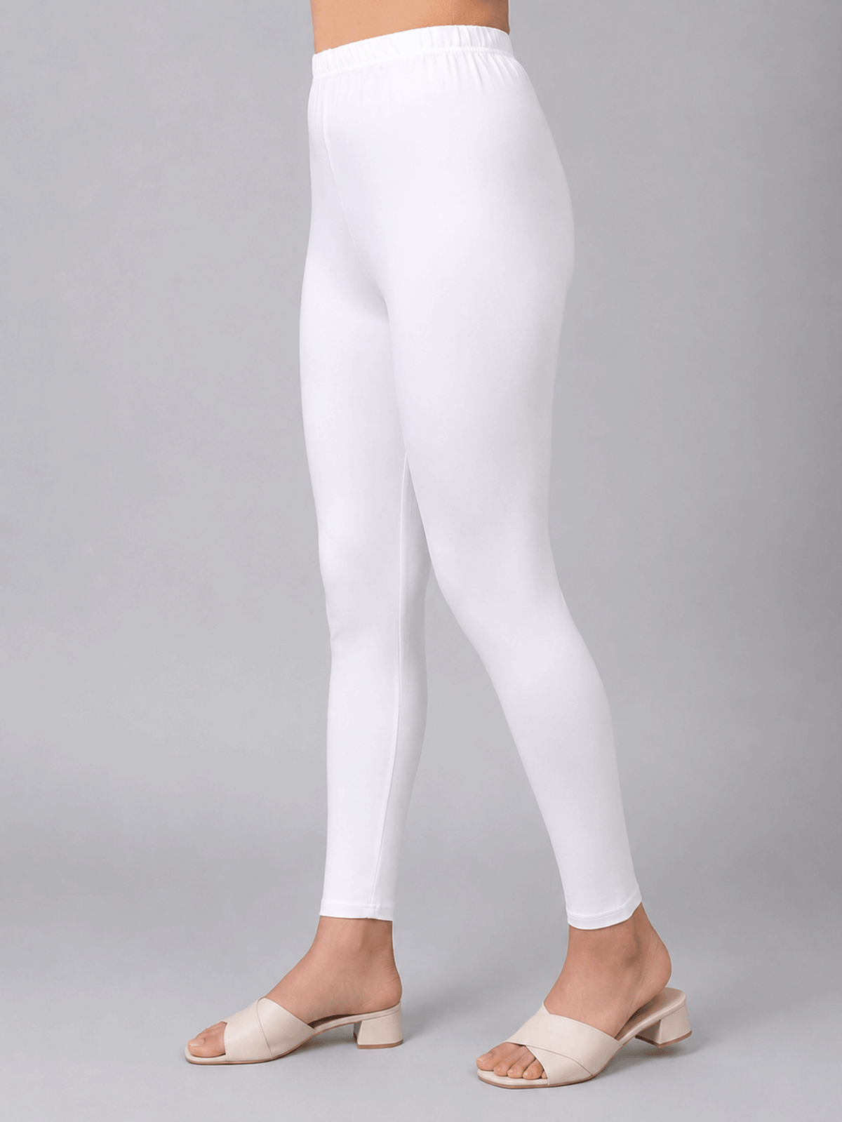 Knit Solid Off White Leggings