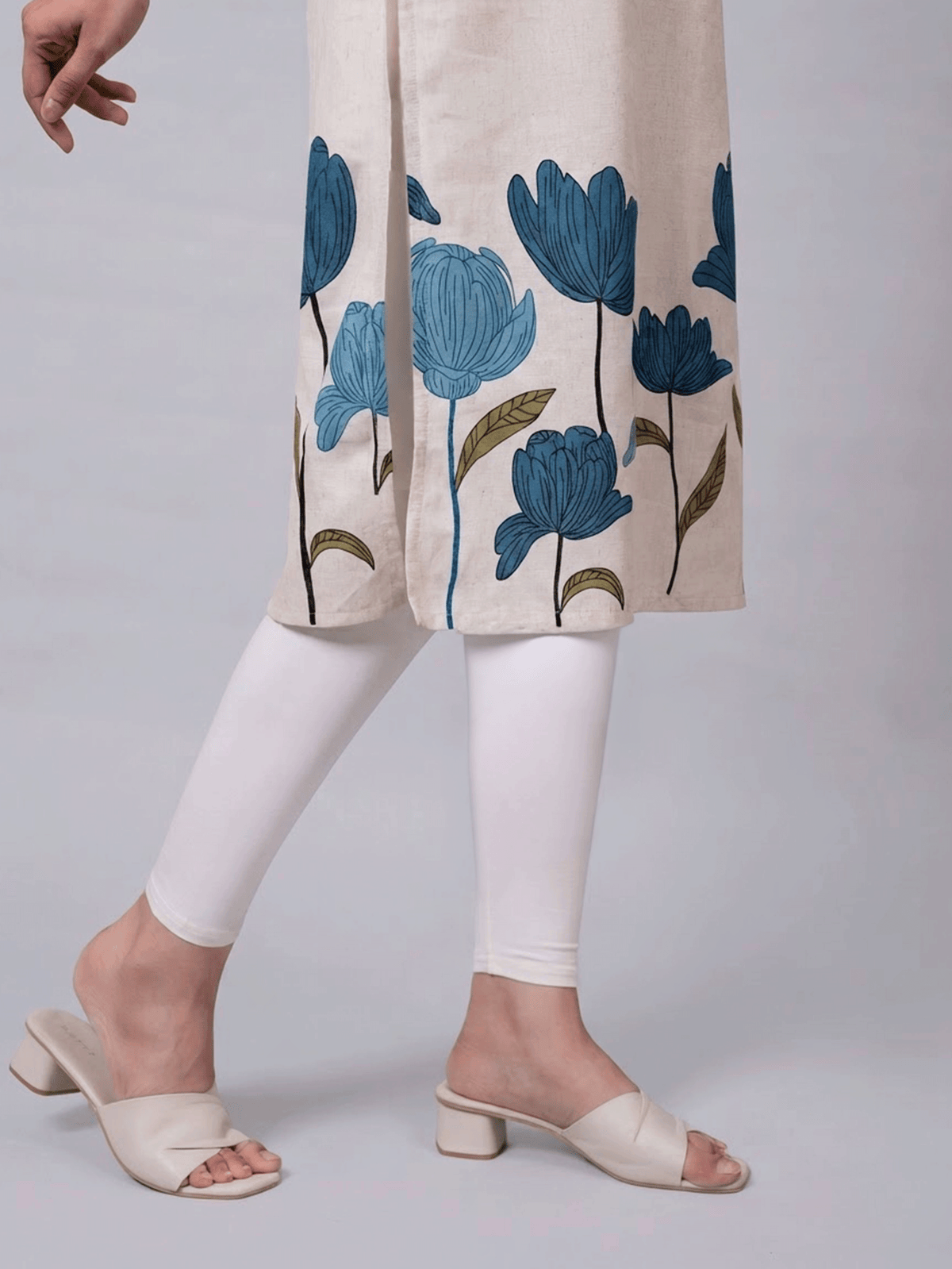 Knit Solid Off White Leggings
