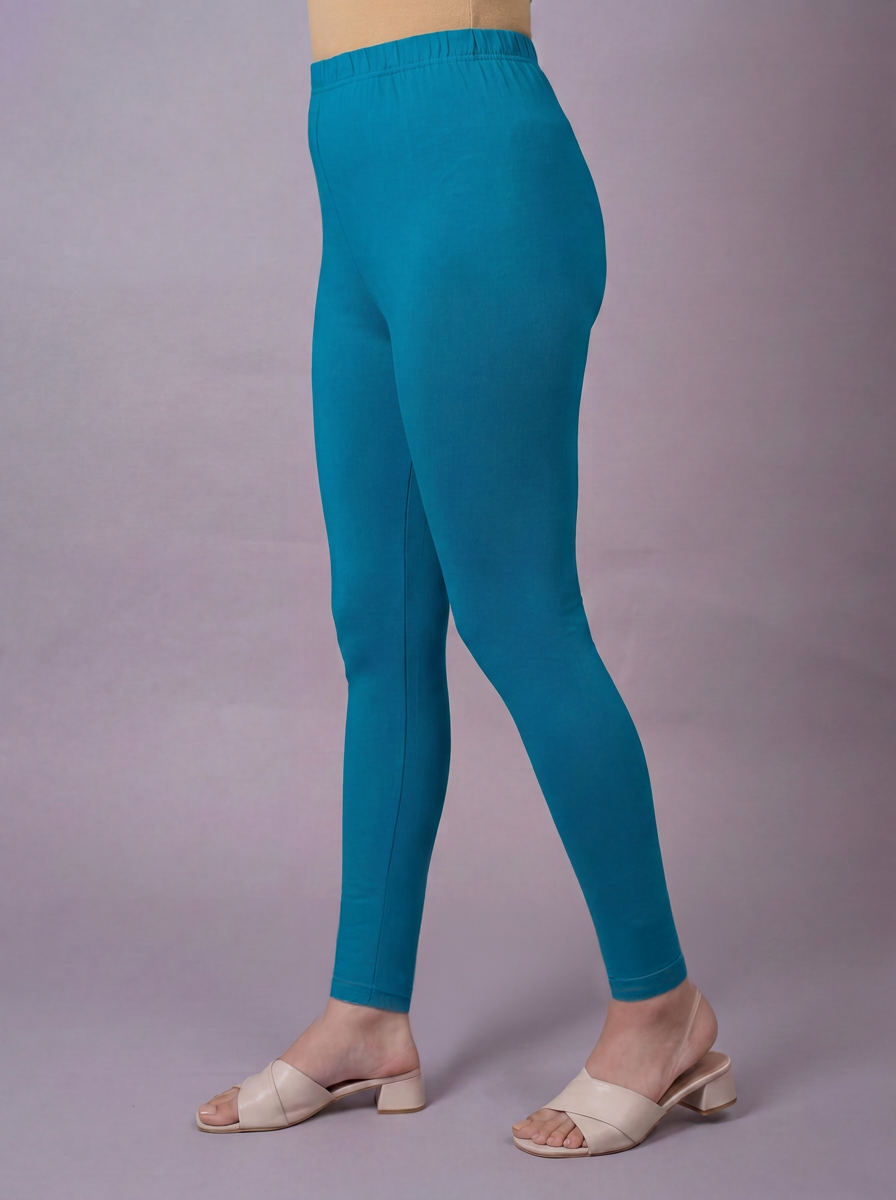 Knit Solid Turquoise Leggings