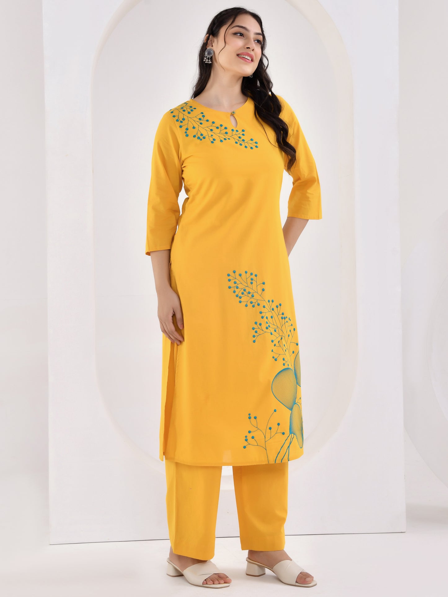 Embroidered Soft cotton Solid Straight Yellow Kurta
