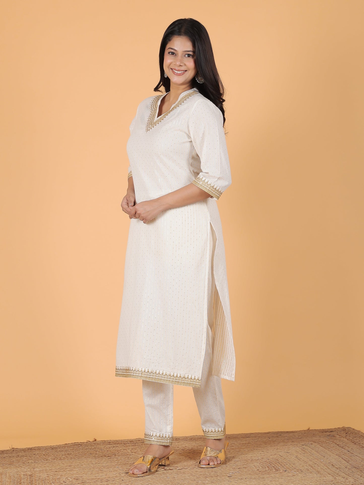 Textured Cotton Self Design Kurta