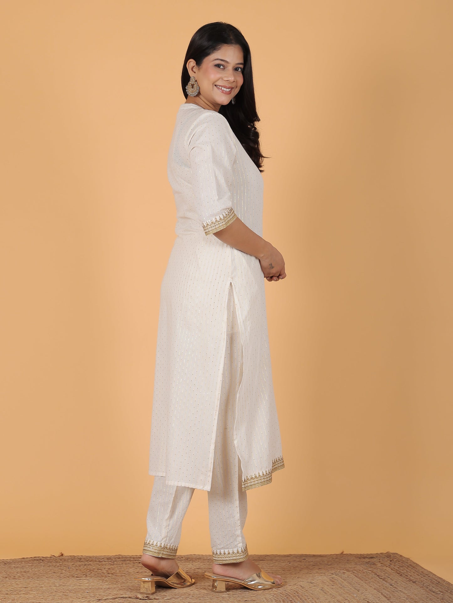 Textured Cotton Self Design Kurta