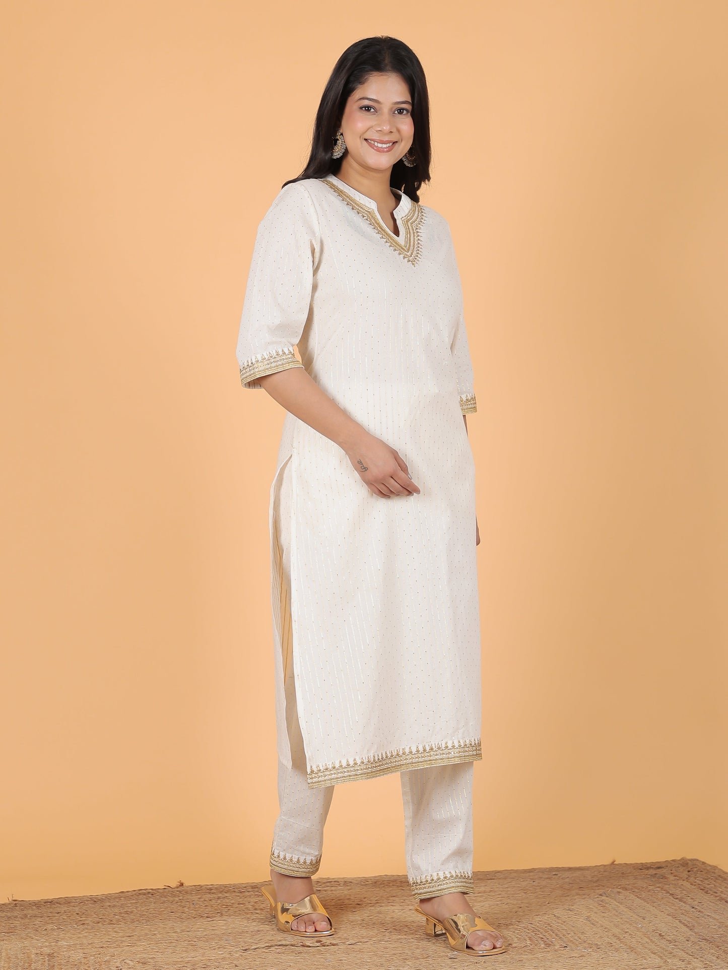 Textured Cotton Self Design Kurta