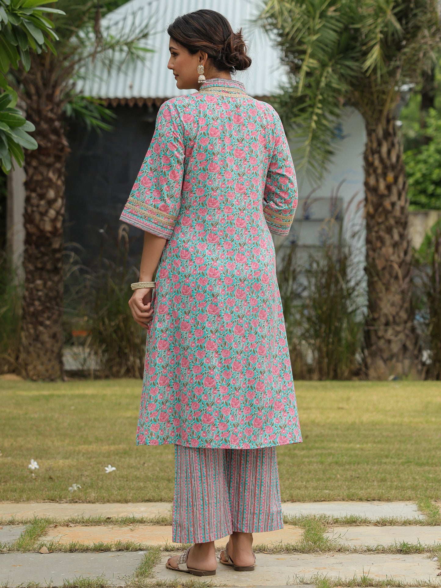 Soft Cotton Floral Straight Multicolor Kurta