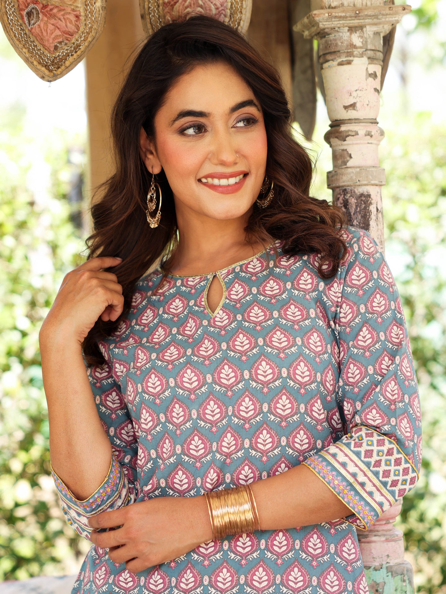 Embroidered Soft Cotton Geometric Straight Teal Kurta