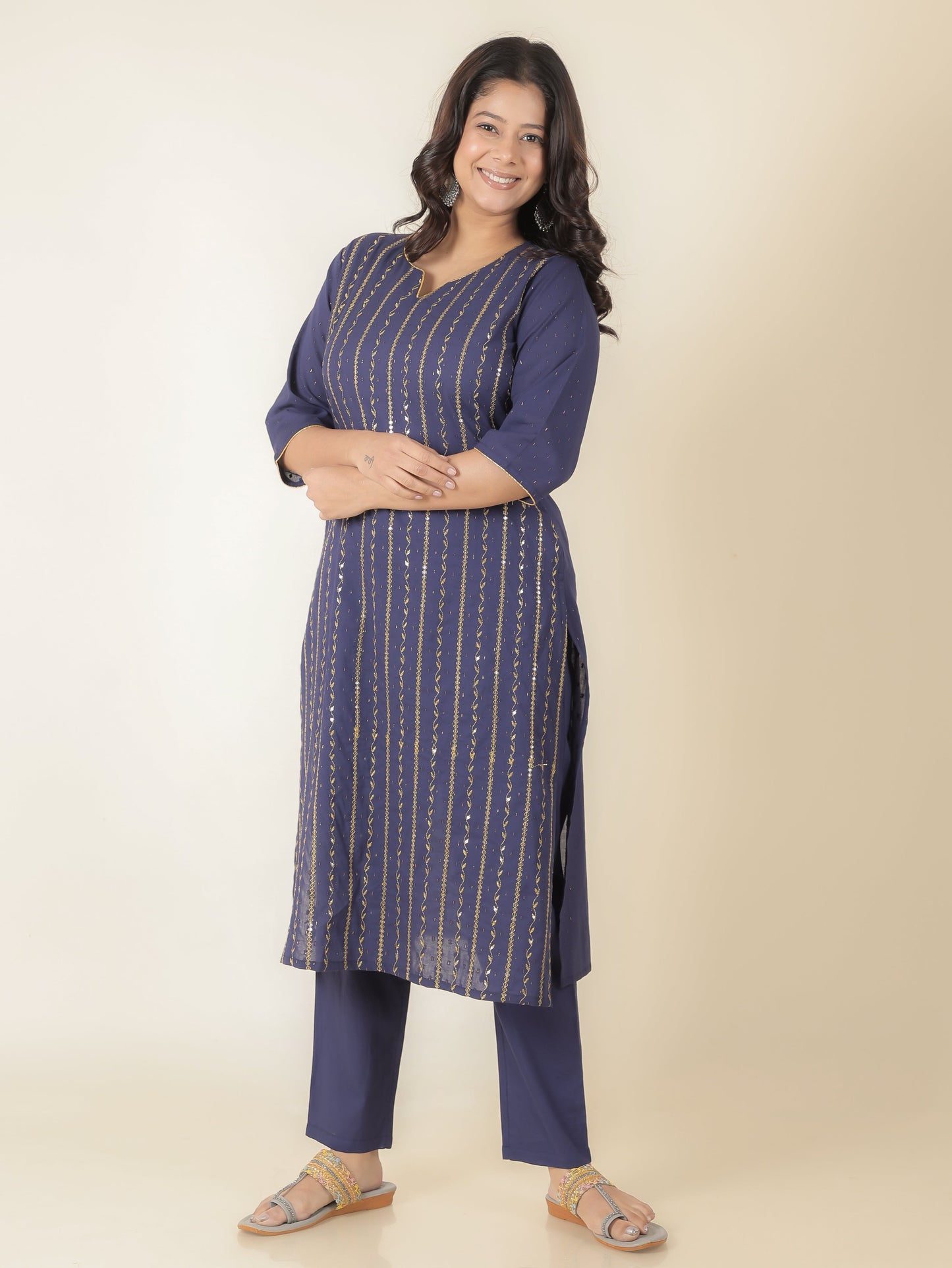 Textured Cotton Embroidered Kurta