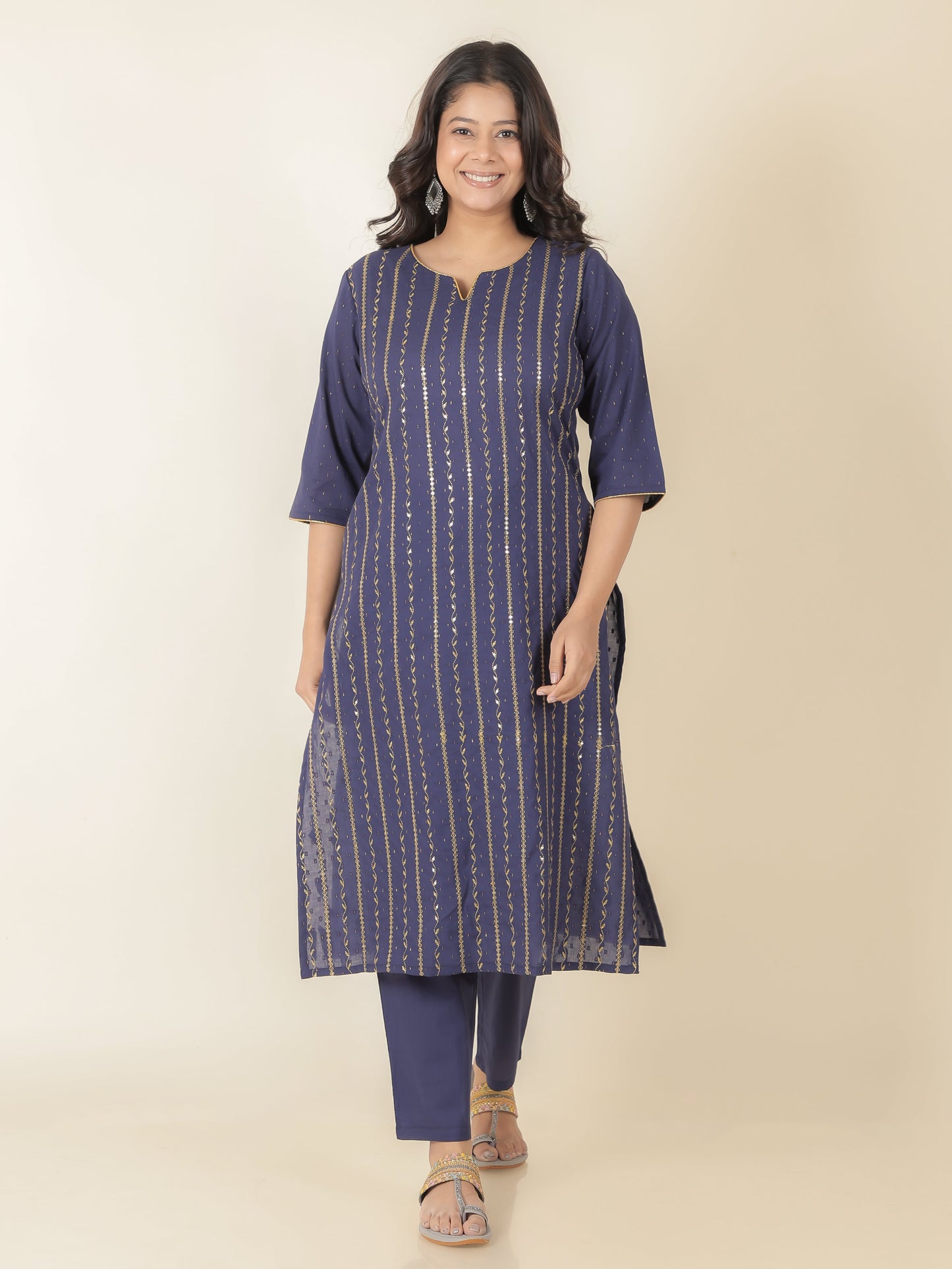 Textured Cotton Embroidered Kurta