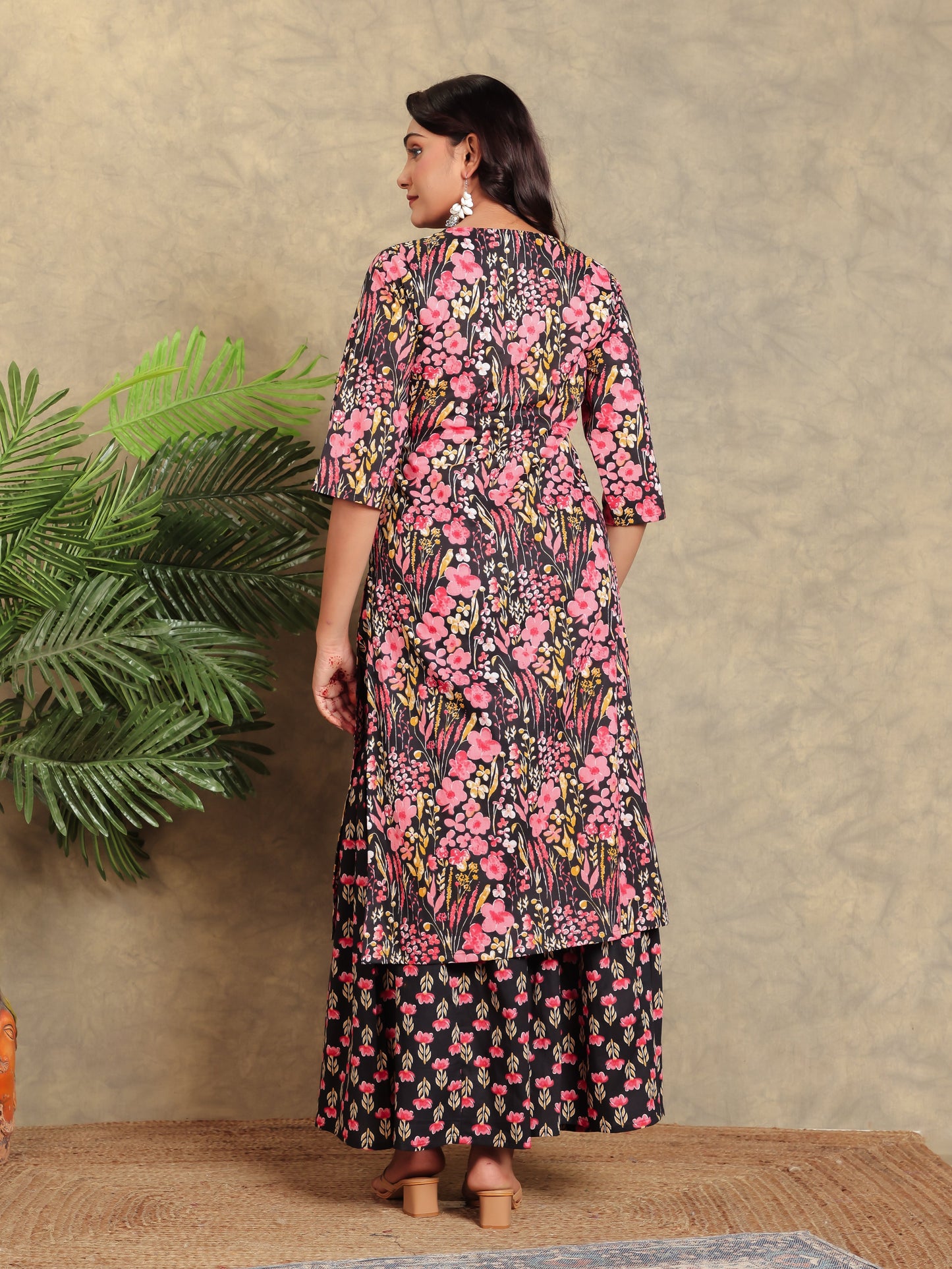 Soft Cotton Floral Straight Black Kurta