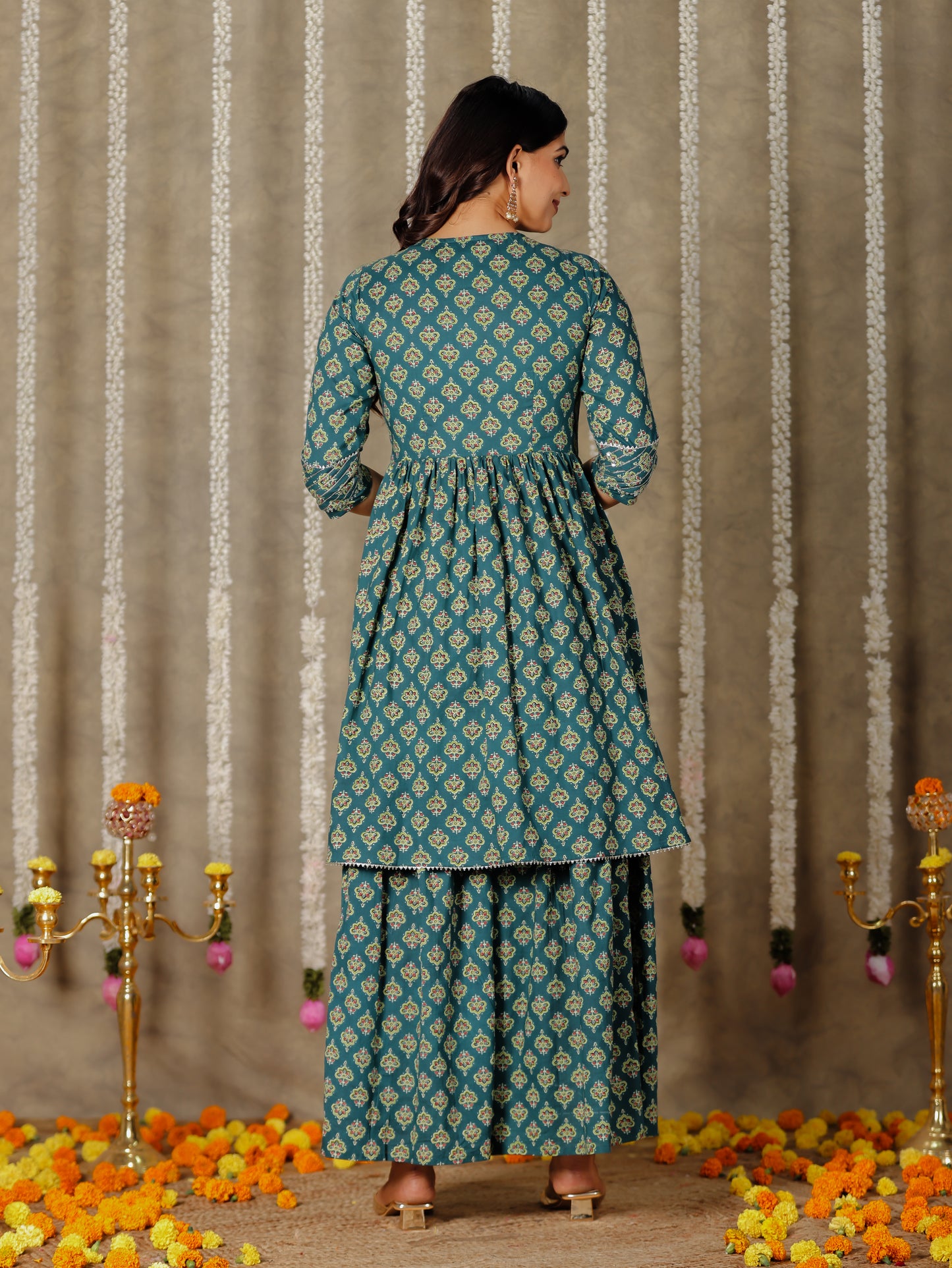 Embroidered Soft Cotton Butti Flared Green Kurta