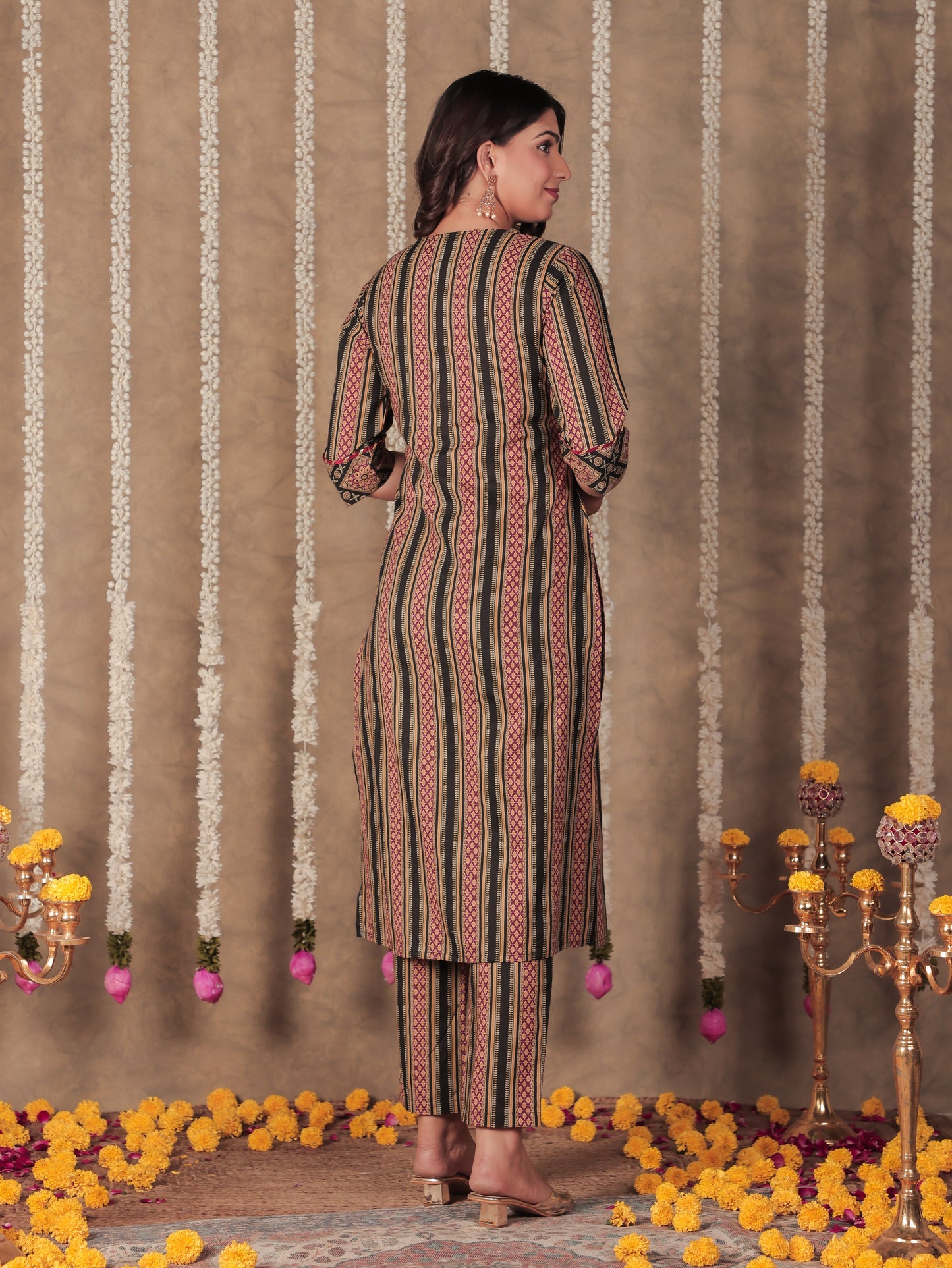 Soft Cotton Striped Straight Black Kurta