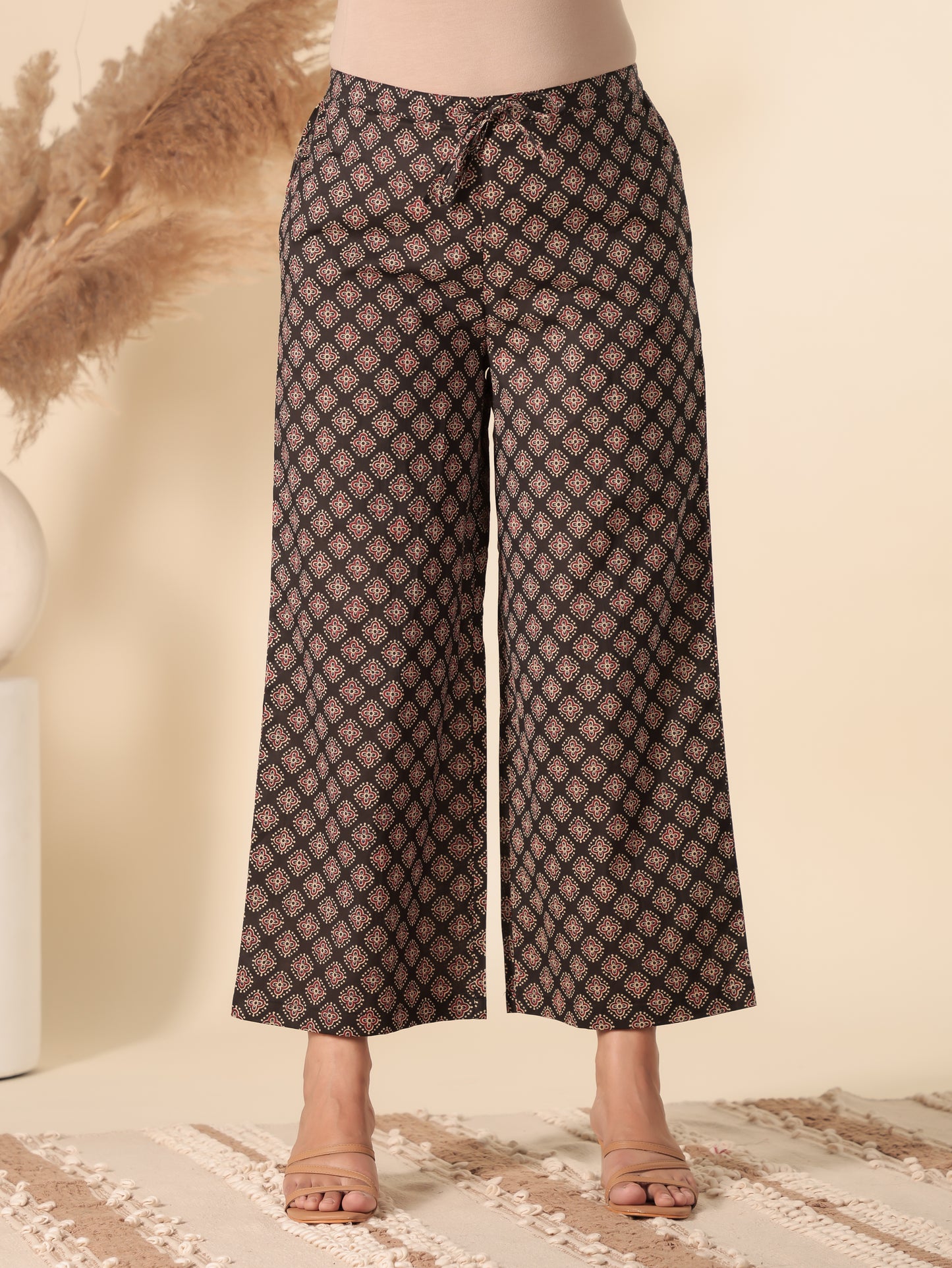 Soft Cotton Geometric Black Palazzo
