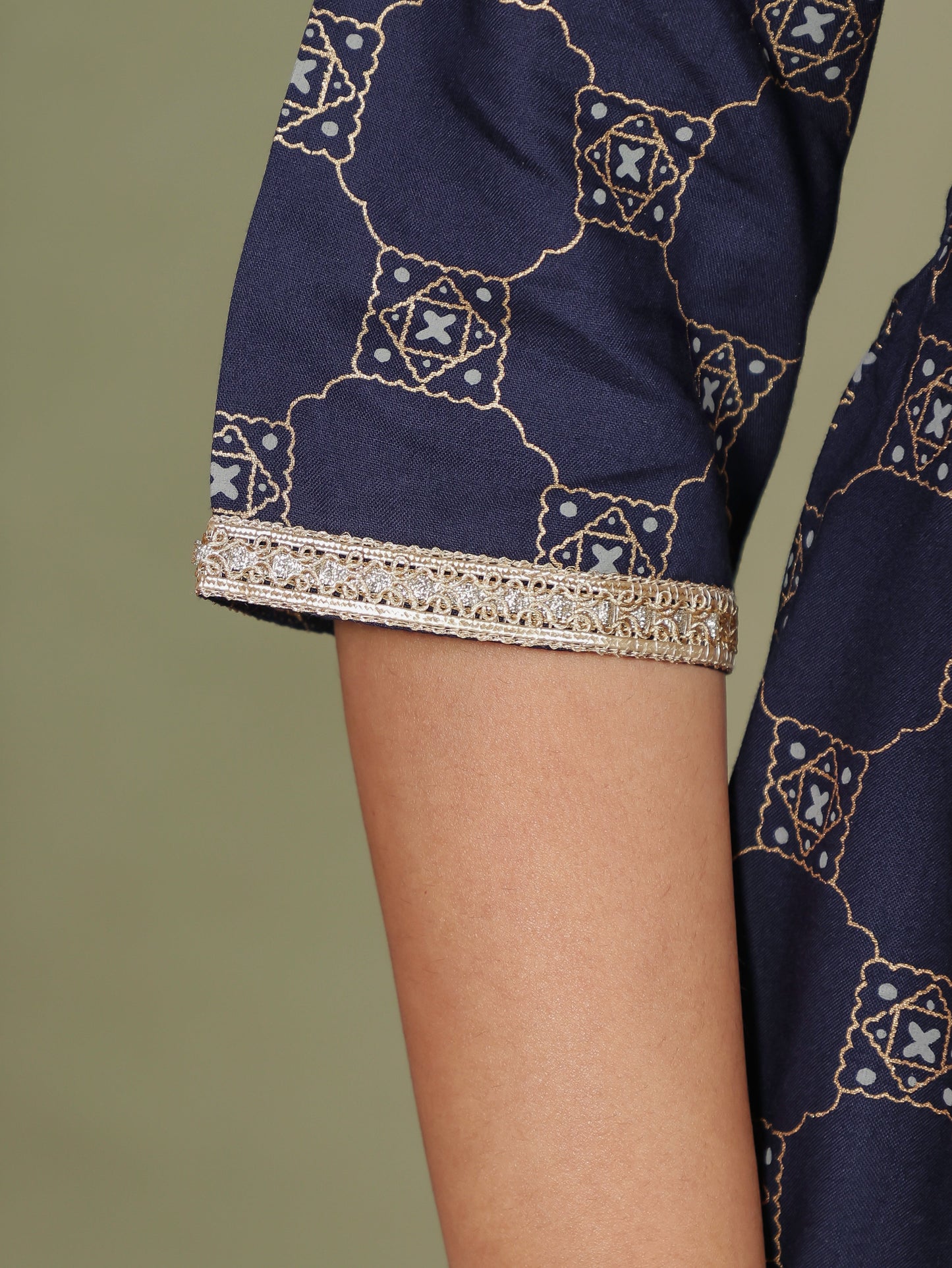 Embroidered Viscose Geometric Anarkali Blue Kurta