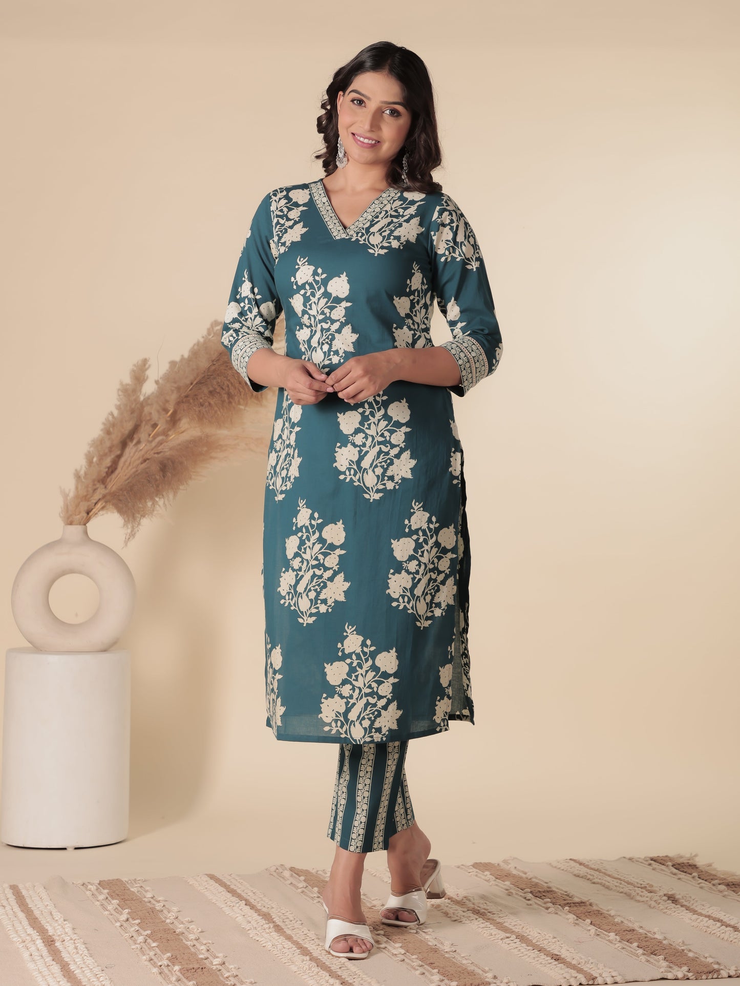 Soft Cotton Floral Straight Blue Kurta