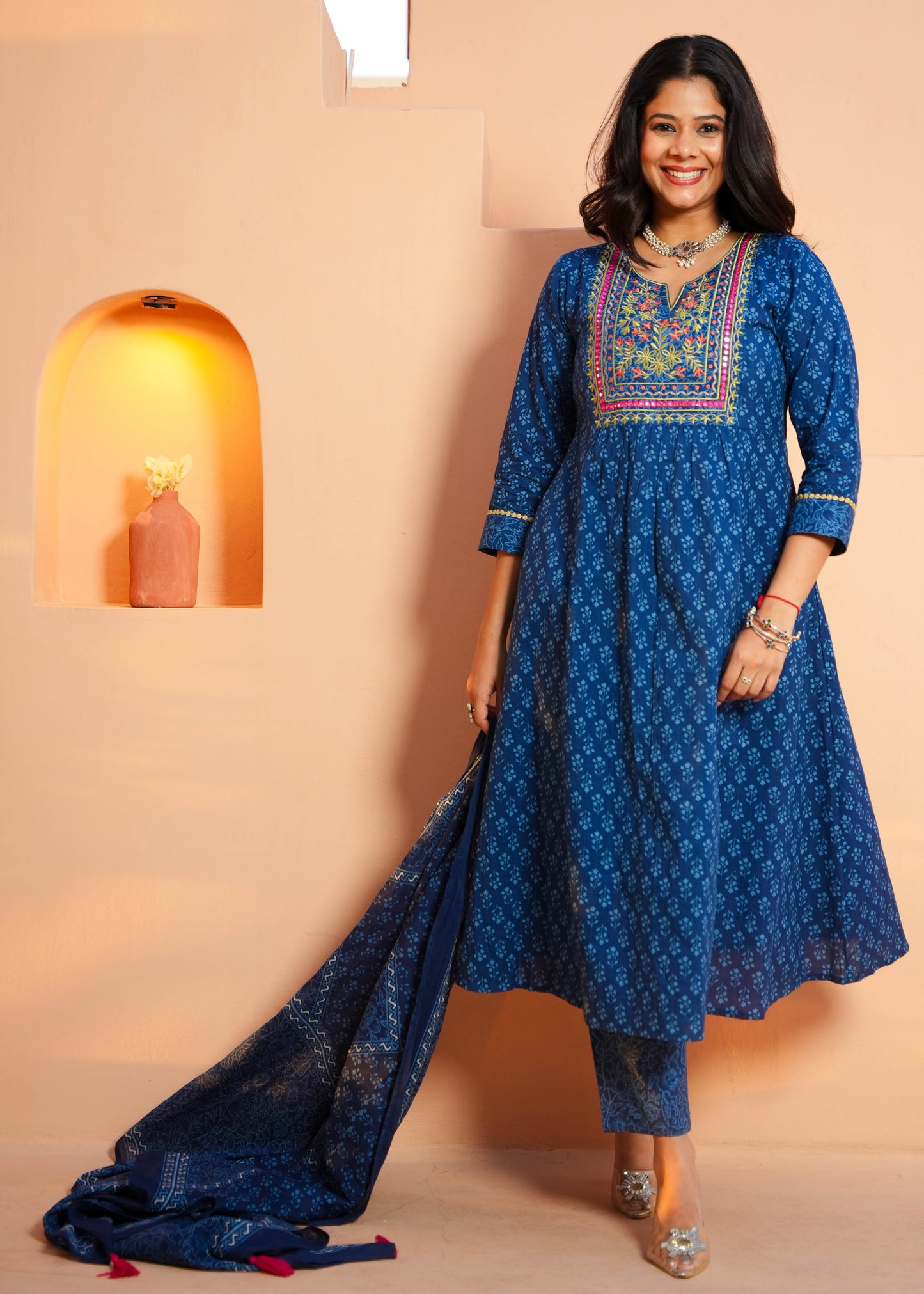 Embroidered Soft Cotton Butti Panelled Blue Kurta