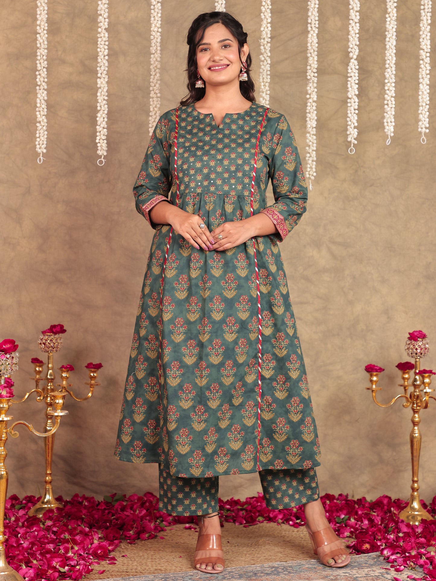 Embroidered Soft Cotton Block Print Panelled Green Kurta