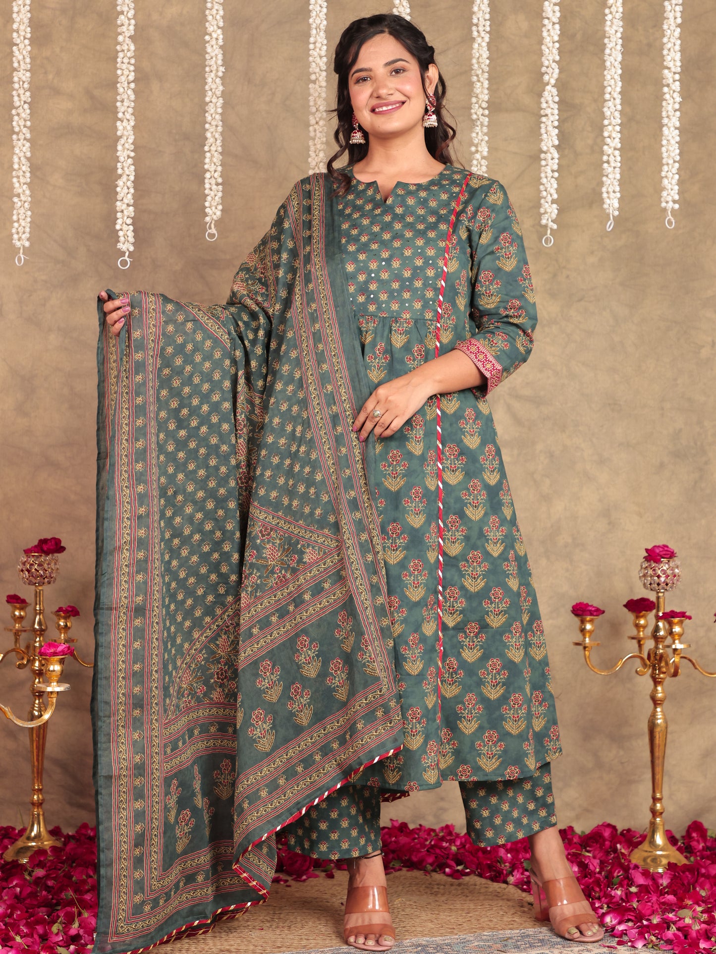Embroidered Soft Cotton Block Print Panelled Green Kurta