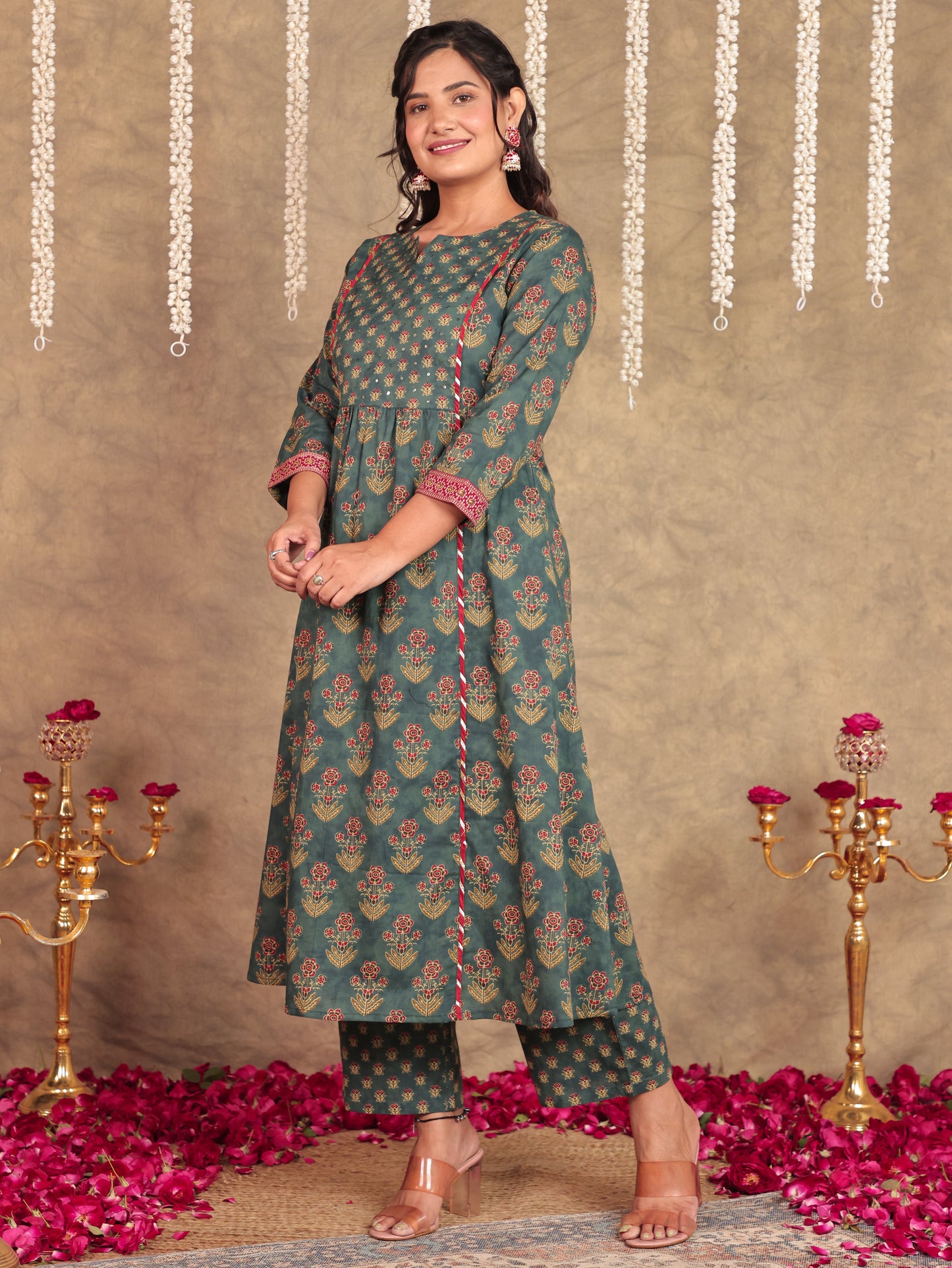 Embroidered Soft Cotton Block Print Panelled Green Kurta