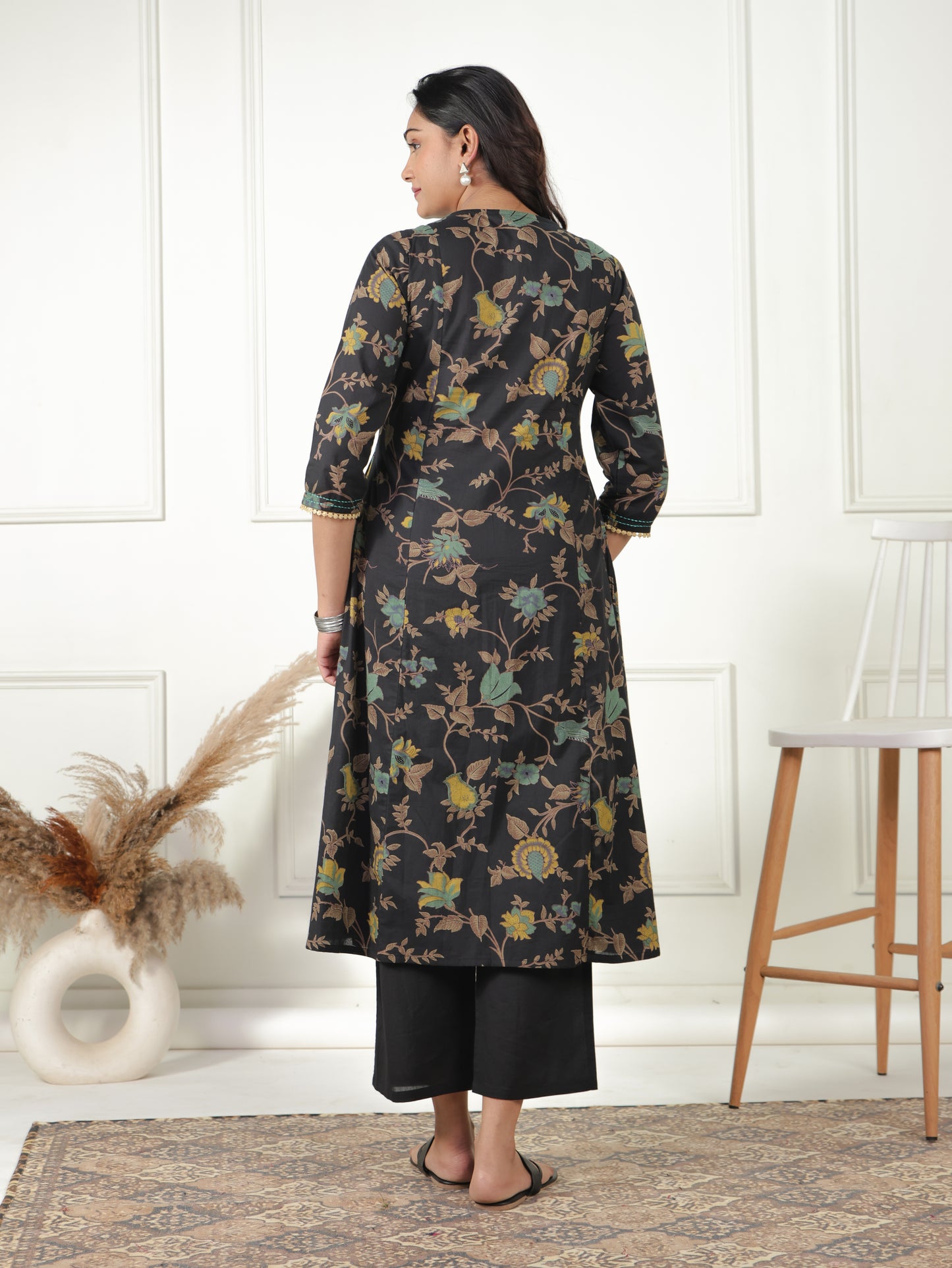 Embroidered Soft Cotton Floral Panelled Multicolor Kurta