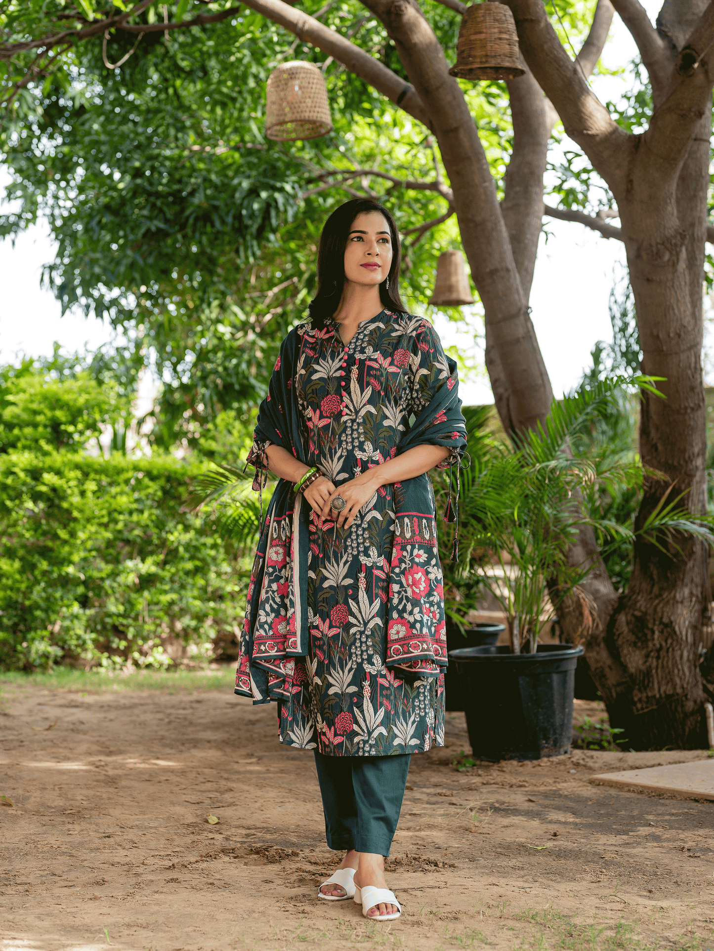 Soft Cotton Foliage Straight Green Kurta
