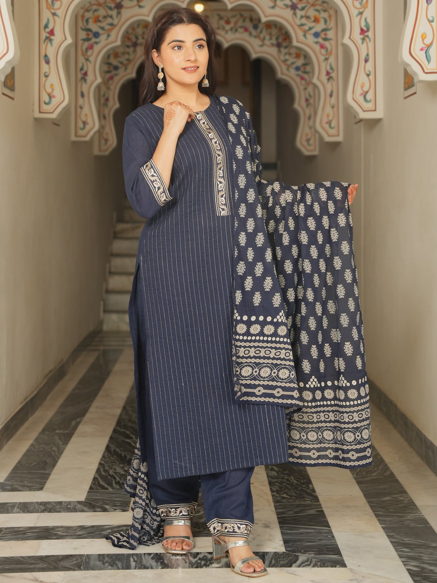 Embroidered Cotton Dobby Solid Straight Navy Blue Kurta