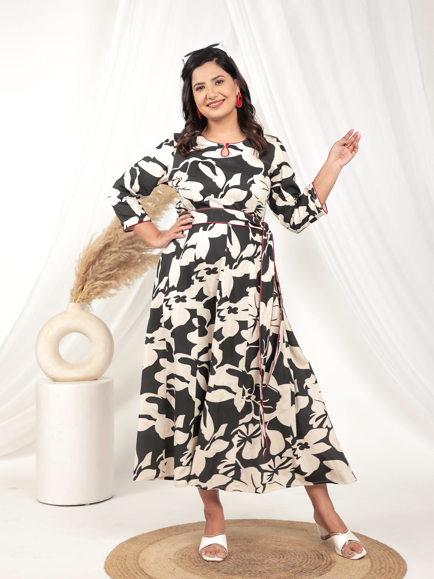 Embroidered Natural Cotton Floral Anarkali Black Kurta
