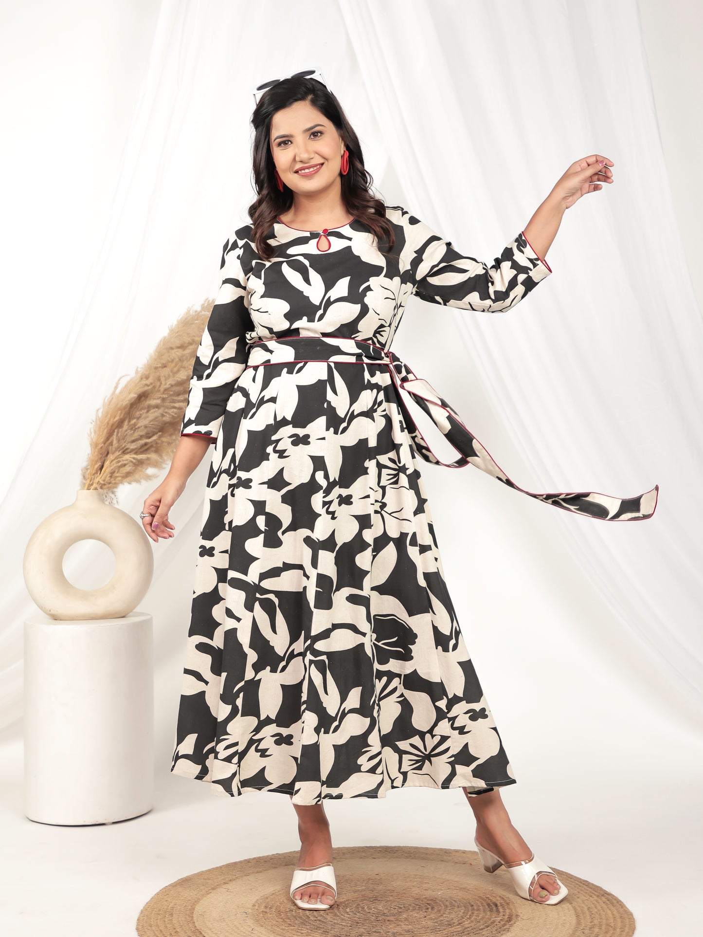 Embroidered Natural Cotton Floral Anarkali Black Kurta