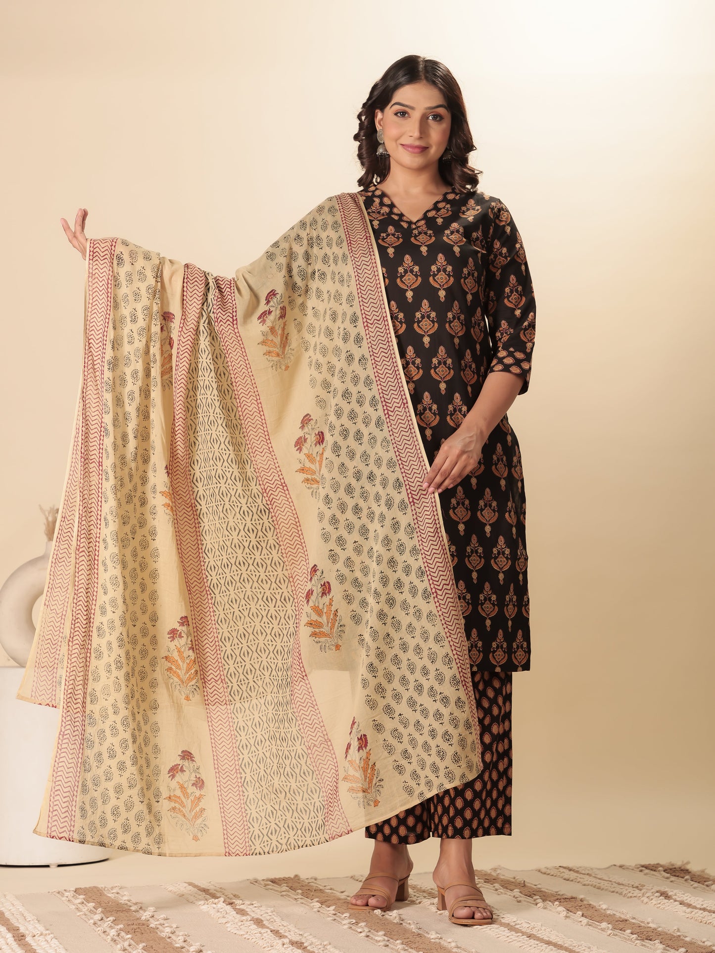Cotton Voile Geometric Cream Dupatta