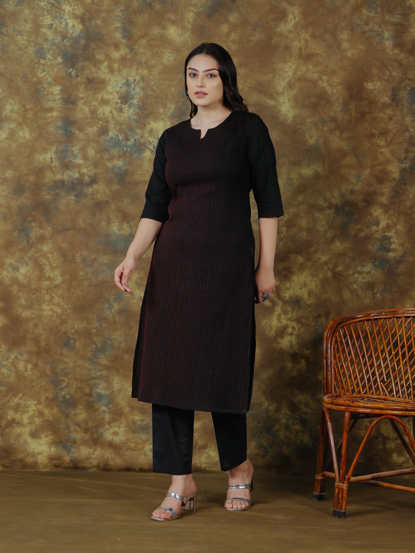 Linen Cotton Solid Straight Black Kurta