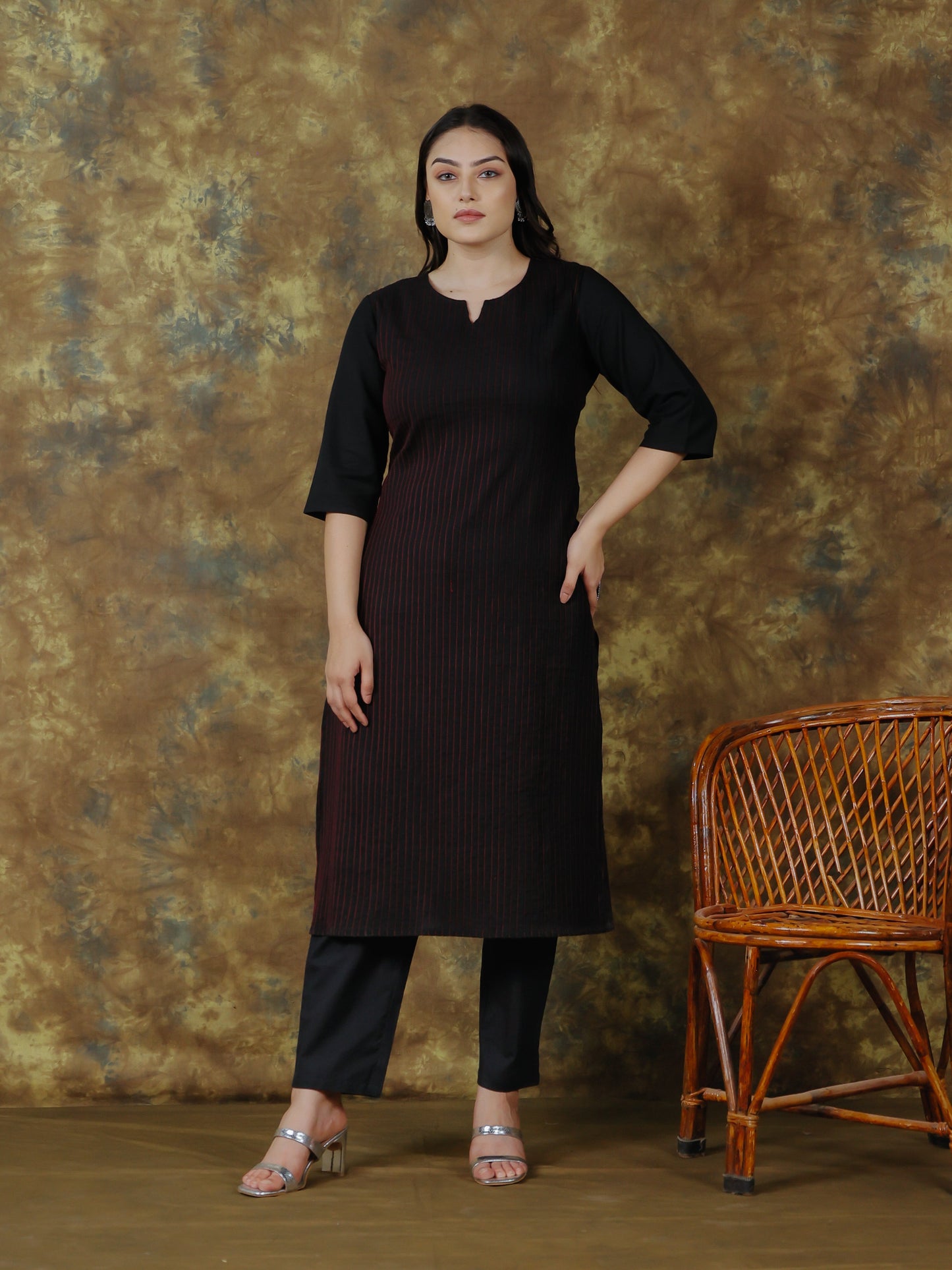 Linen Cotton Solid Straight Black Kurta
