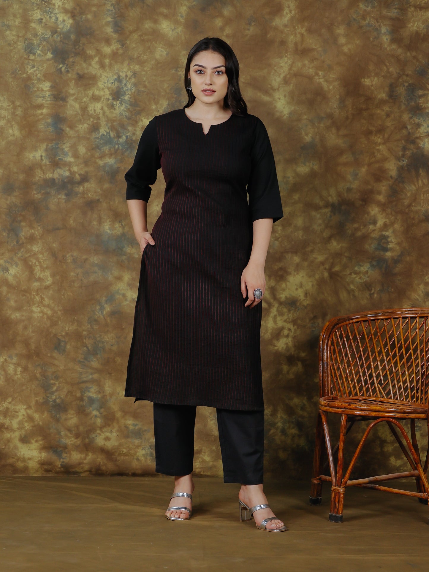Linen Cotton Solid Straight Black Kurta