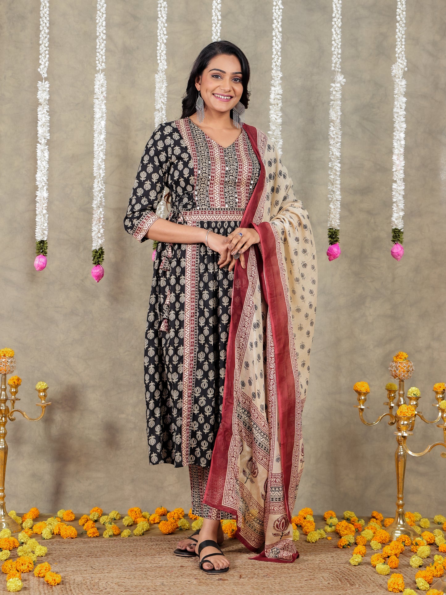 Cotton Voile Butti Cream Dupatta