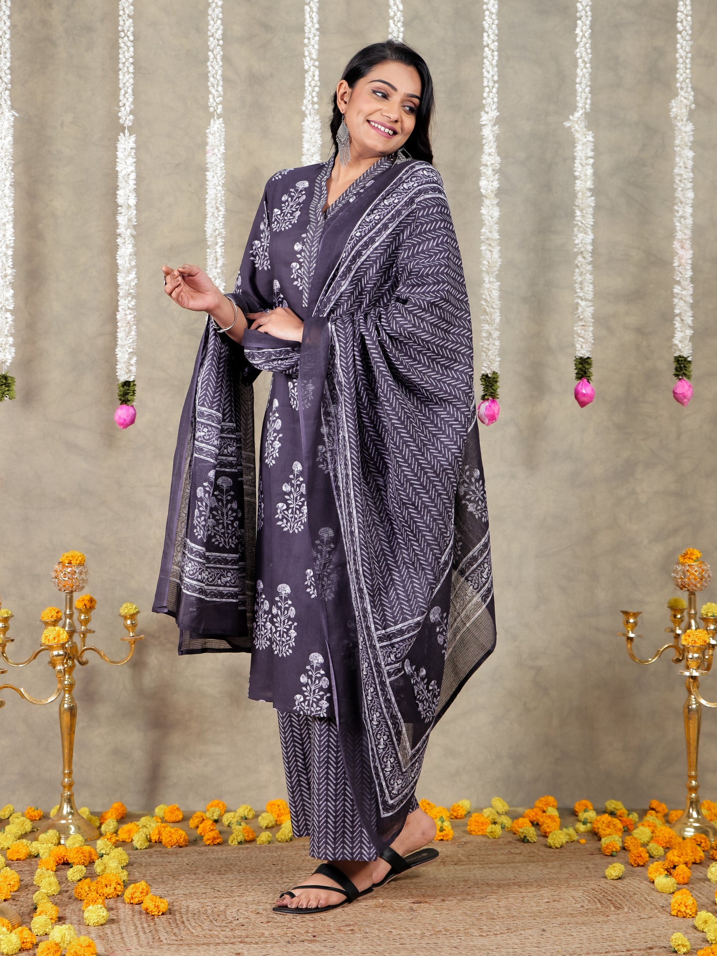 Cotton Voile Bandhani Grey Dupatta