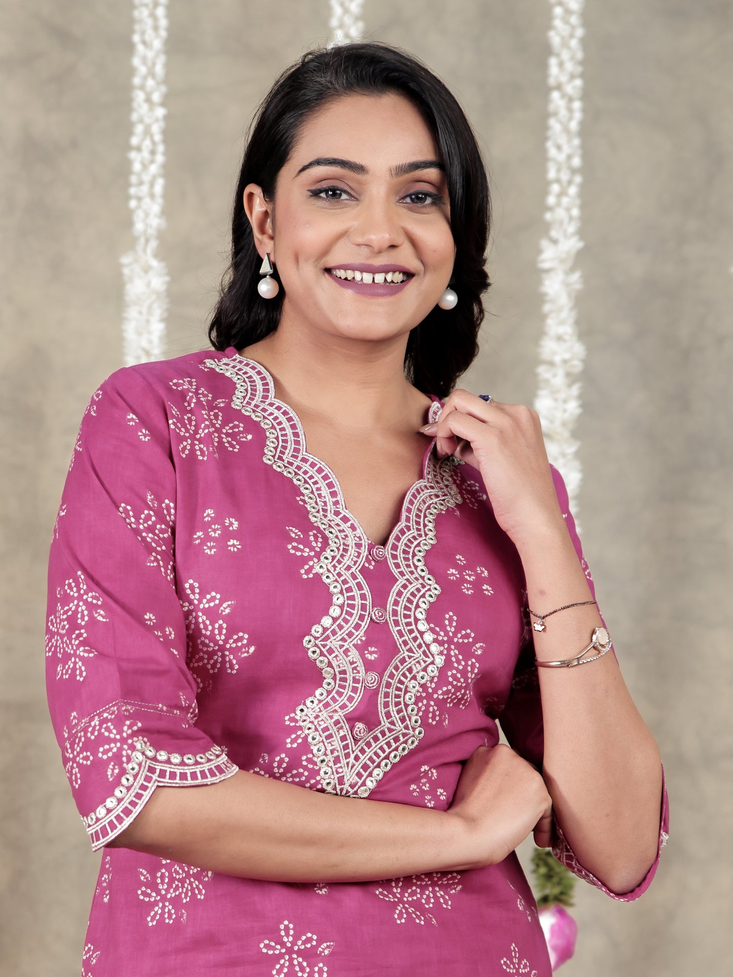 Embroidered Soft Cotton Floral Straight Pink Kurta