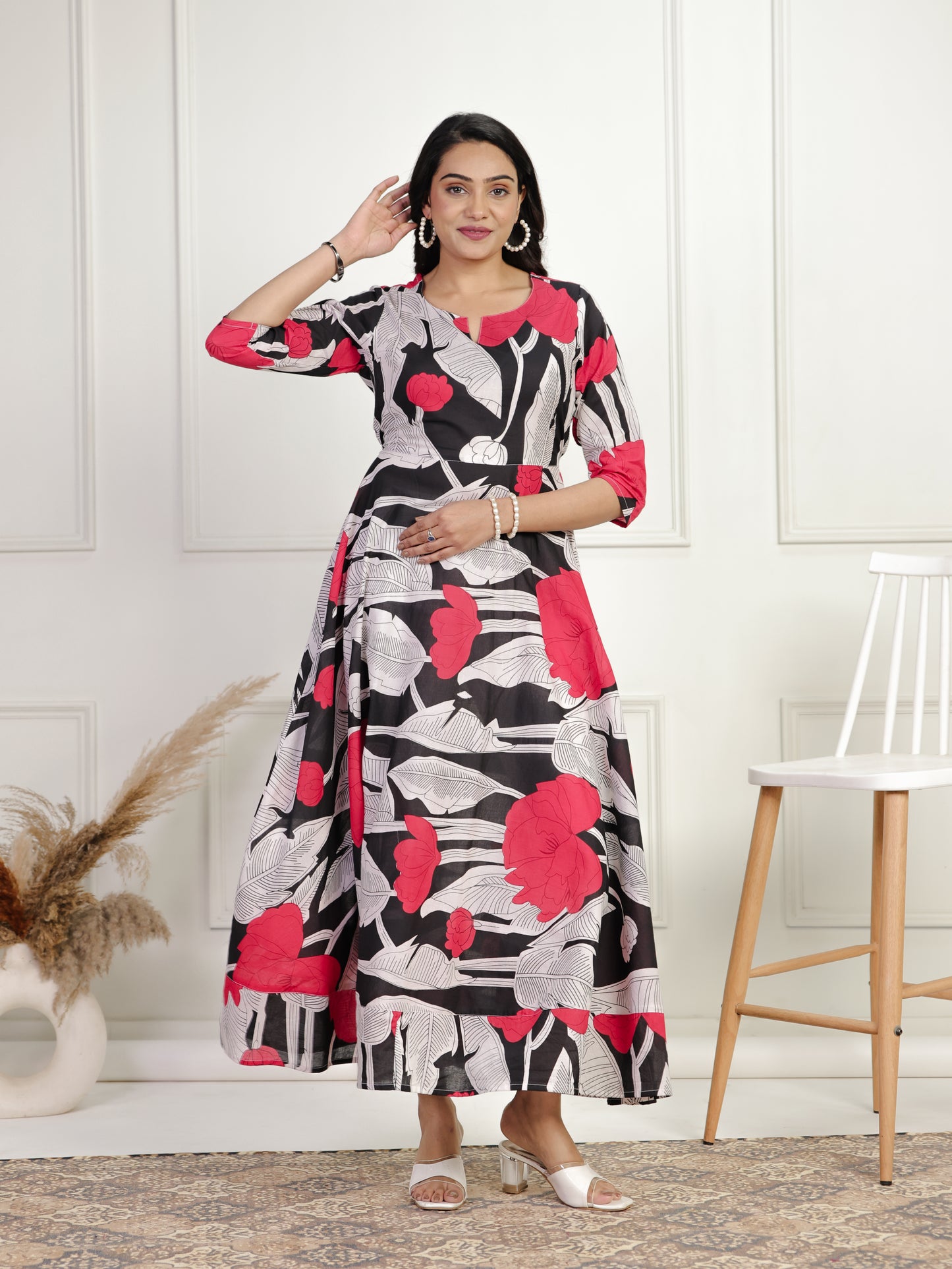 Soft Cotton Floral Flared Black Dress