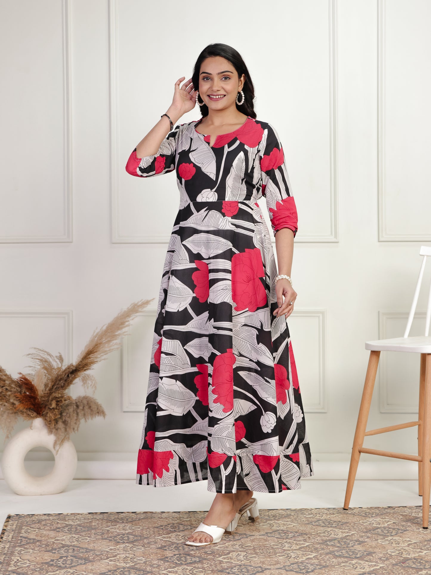 Soft Cotton Floral Flared Black Dress