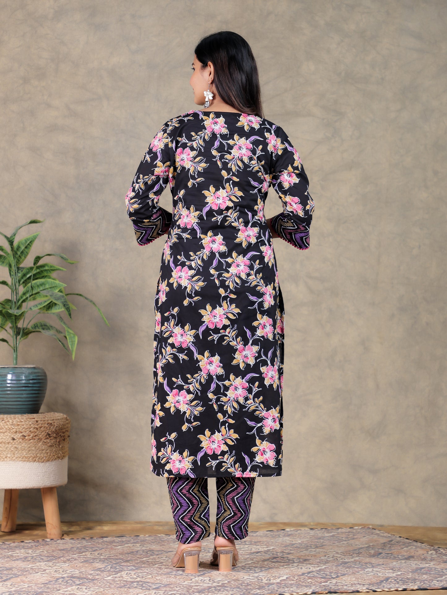Soft Cotton Floral Straight Black Kurta