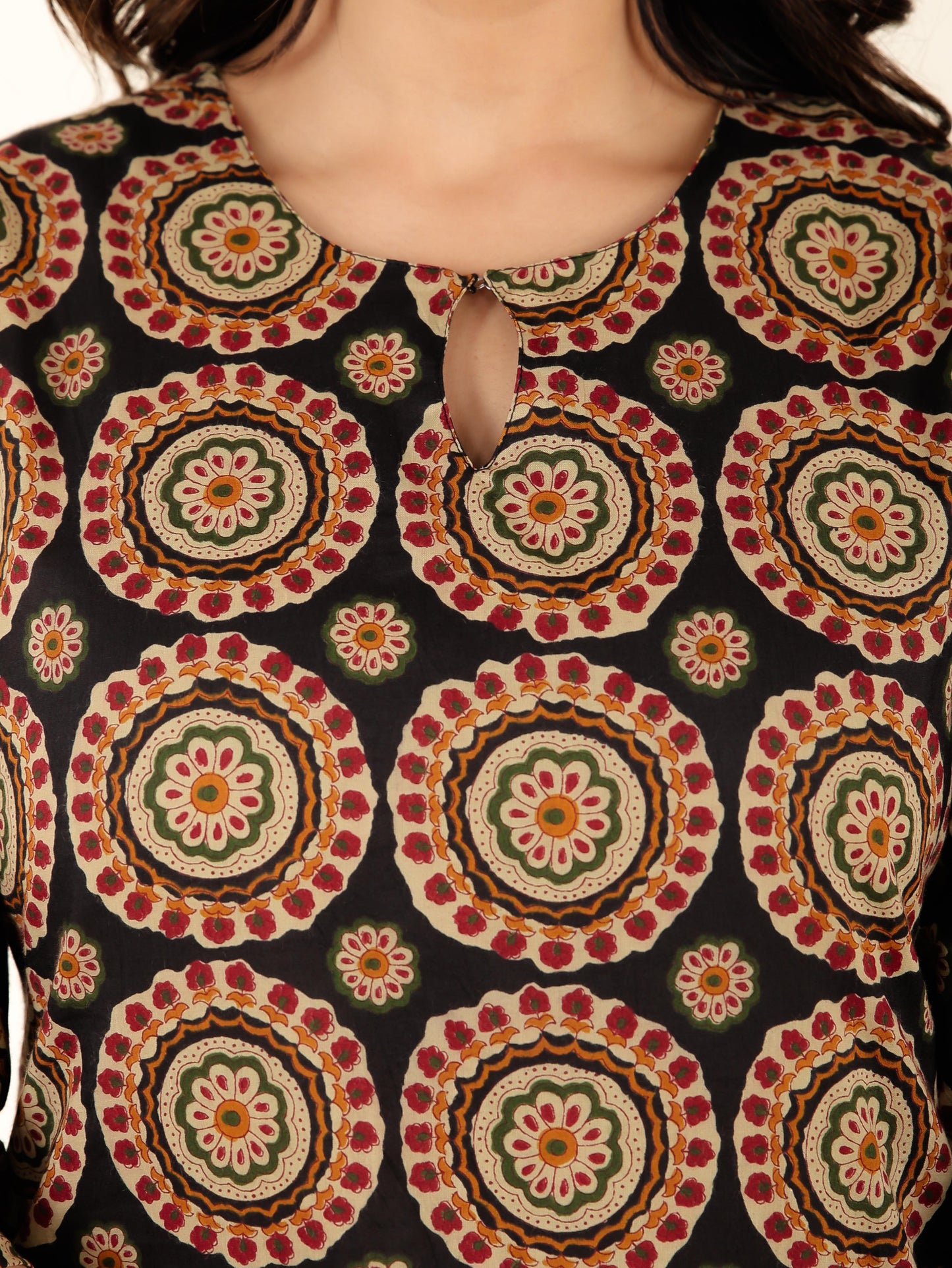 Soft Cotton Geometric Straight Black Kurta