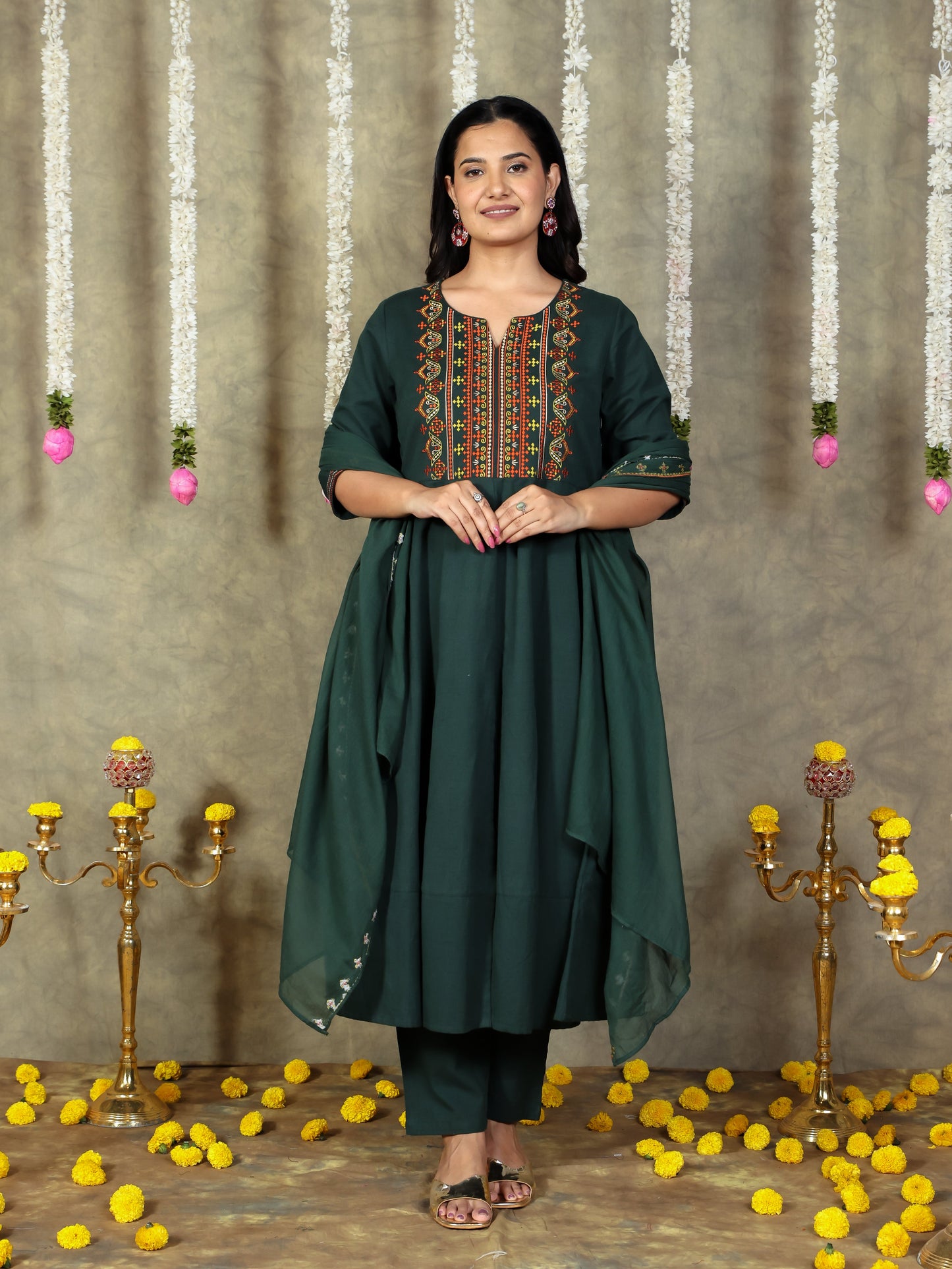 Embroidered Cotton Voile Solid Green Dupatta
