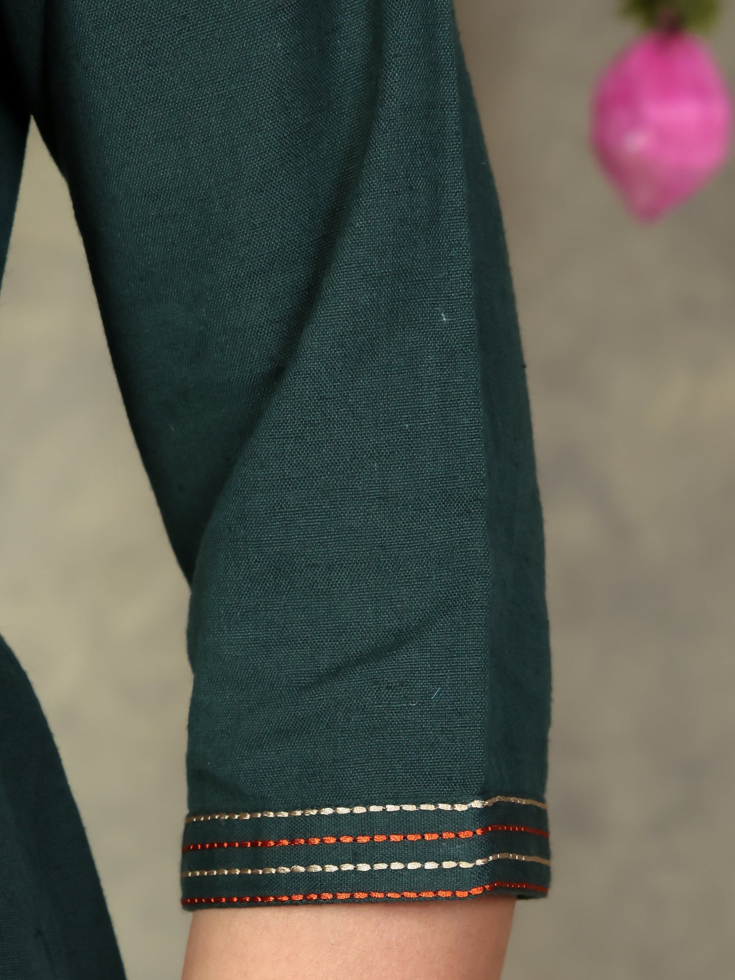 Embroidered Linen Cotton Solid Green Kurta