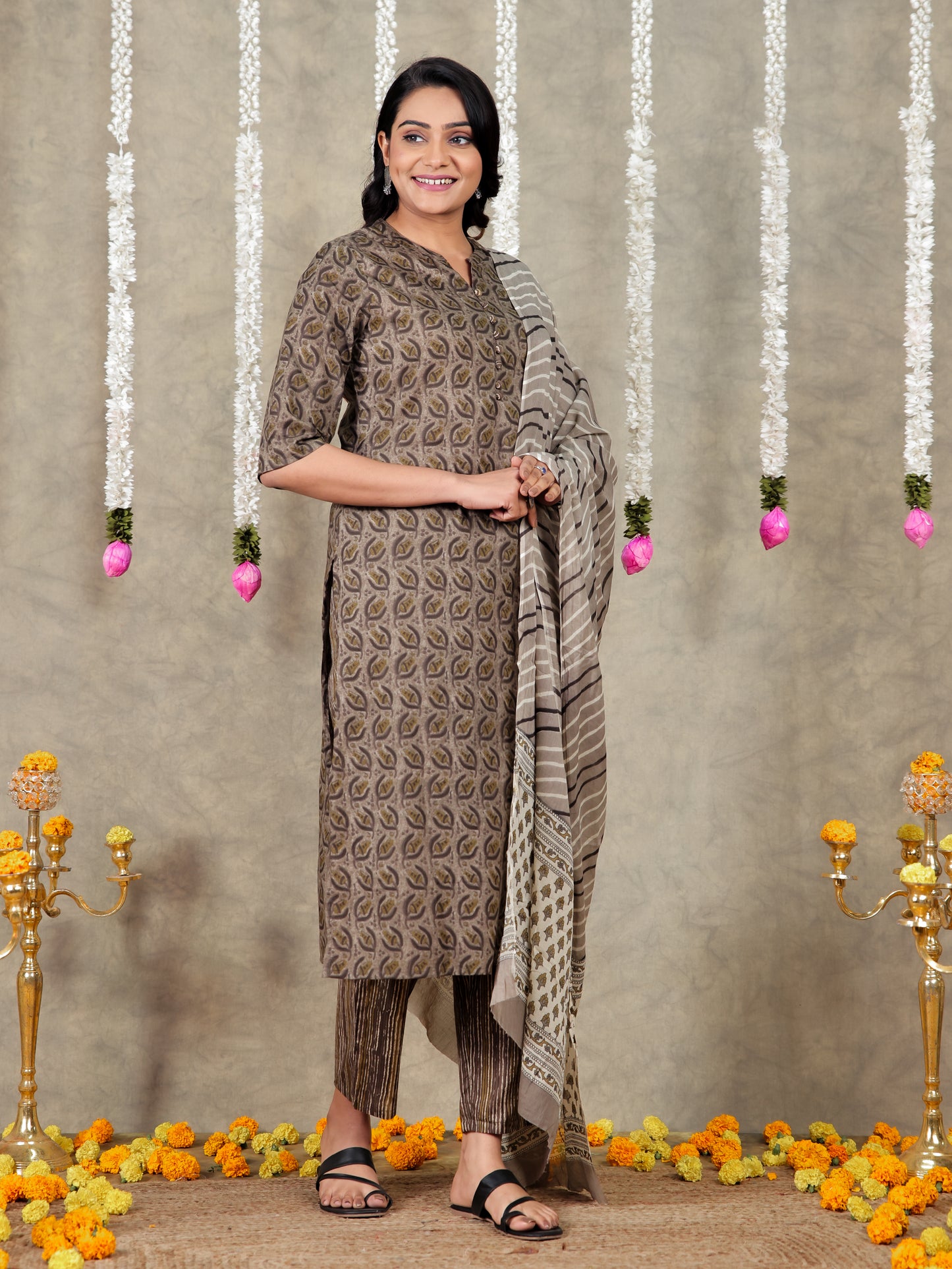 Soft Cotton Floral Straight Grey Kurta