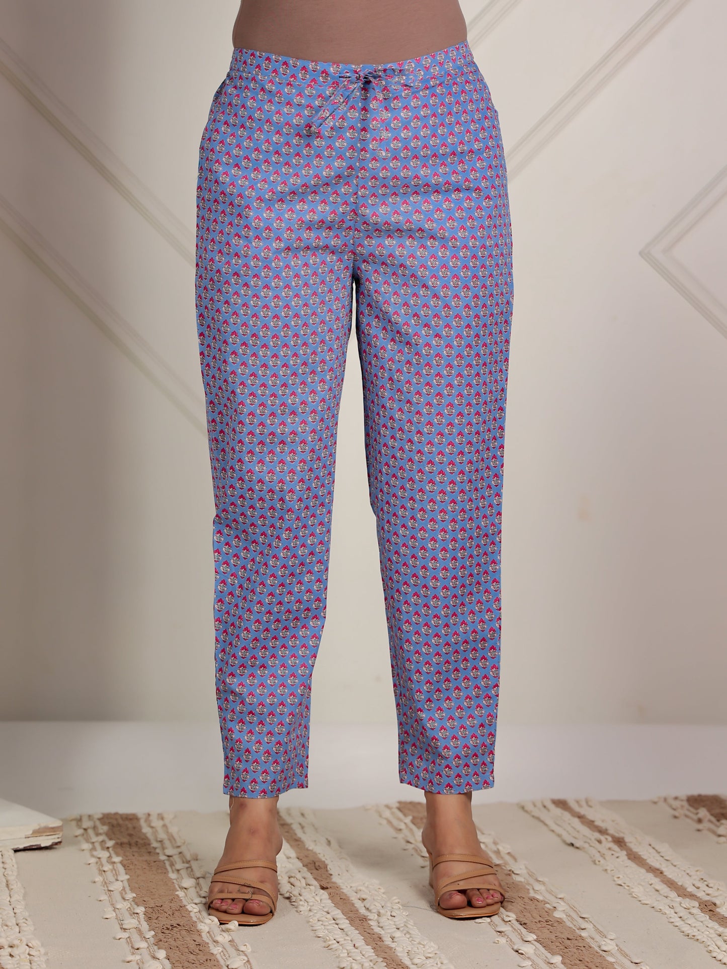 Embroidered Soft Cotton Floral Panelled Blue Kurta