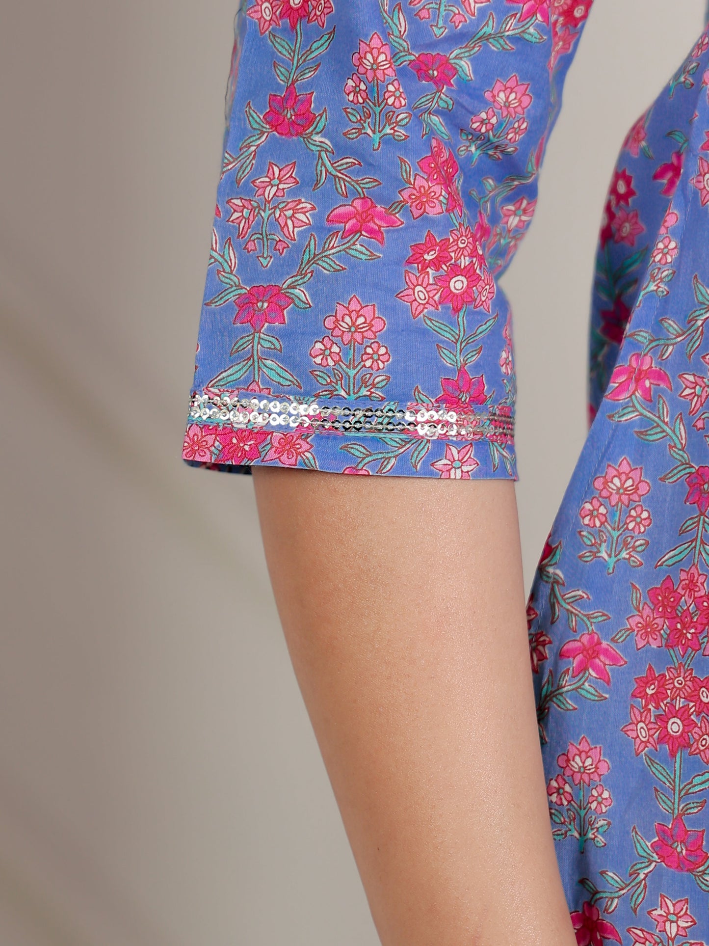 Embroidered Soft Cotton Floral Panelled Blue Kurta