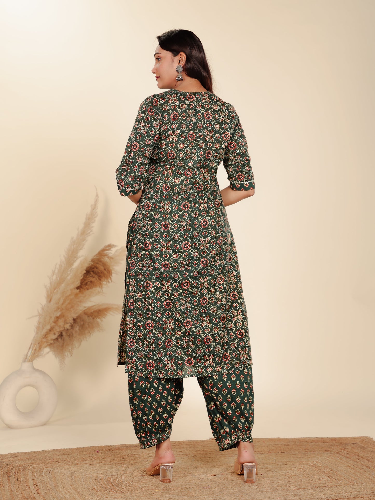 Soft Cotton Floral Straight Green Kurta