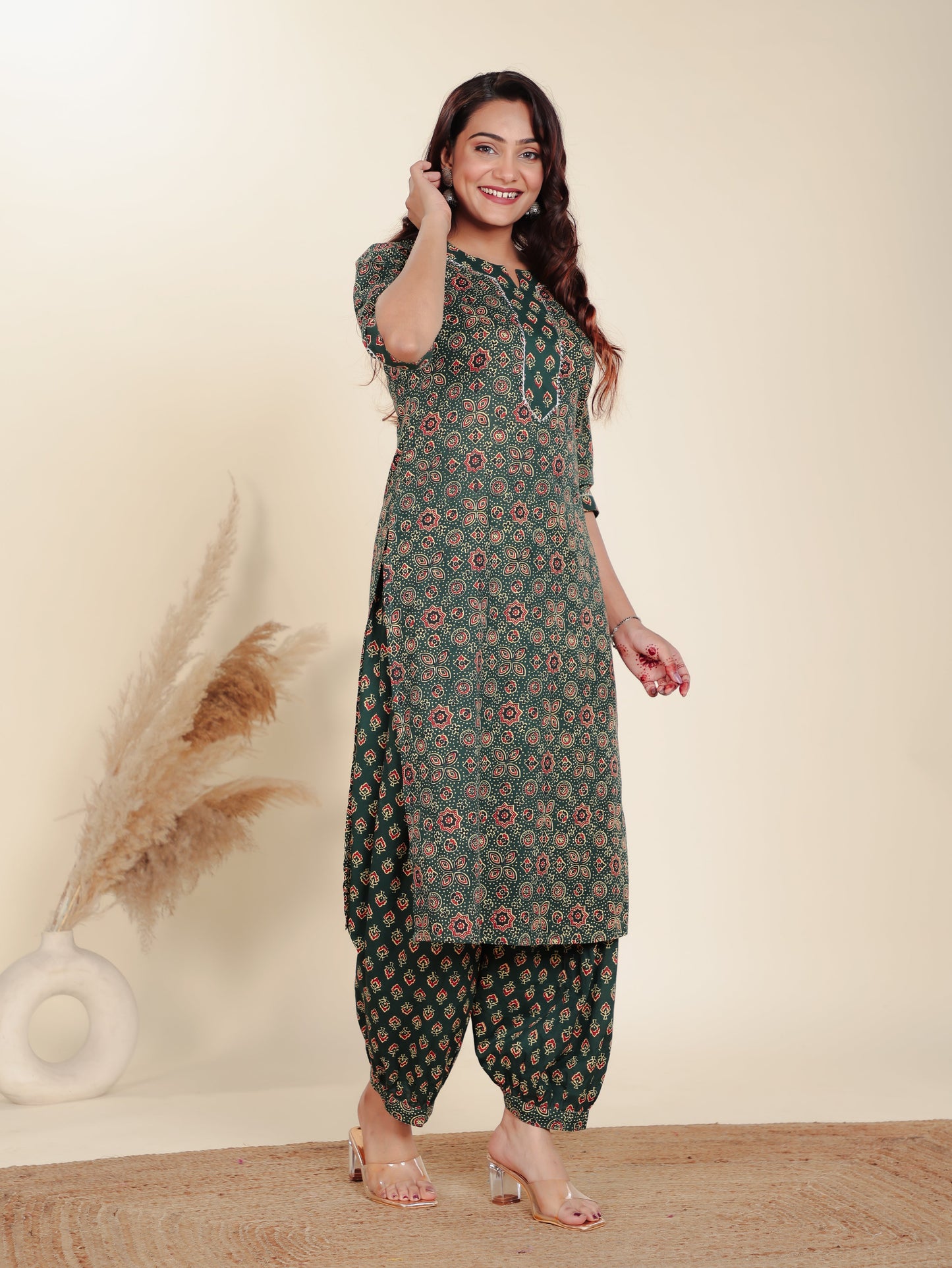 Soft Cotton Floral Straight Green Kurta